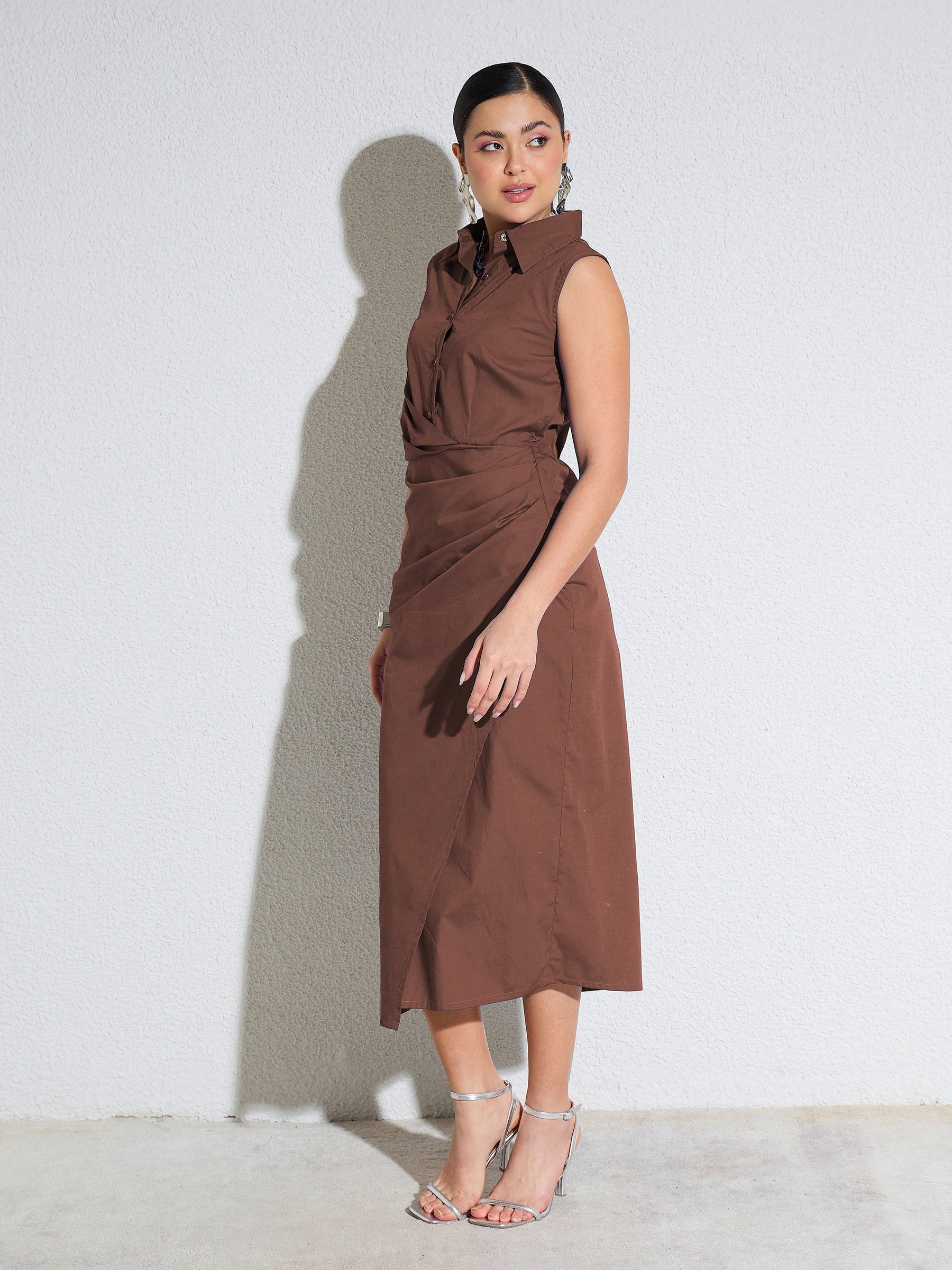 Brown Side Pleated Sleeveless Midi Dress-SASSAFRAS
