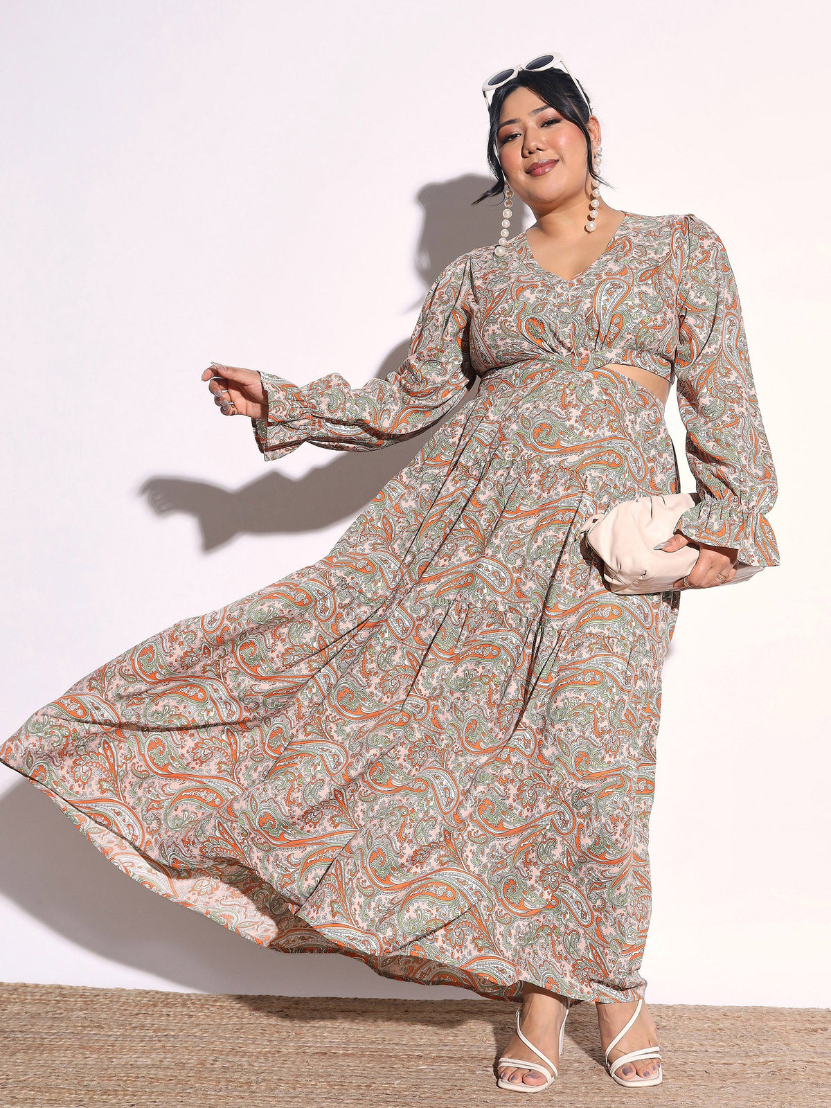Pink Paisley Waist Cut-Out Maxi Dress-SASSAFRAS Curve