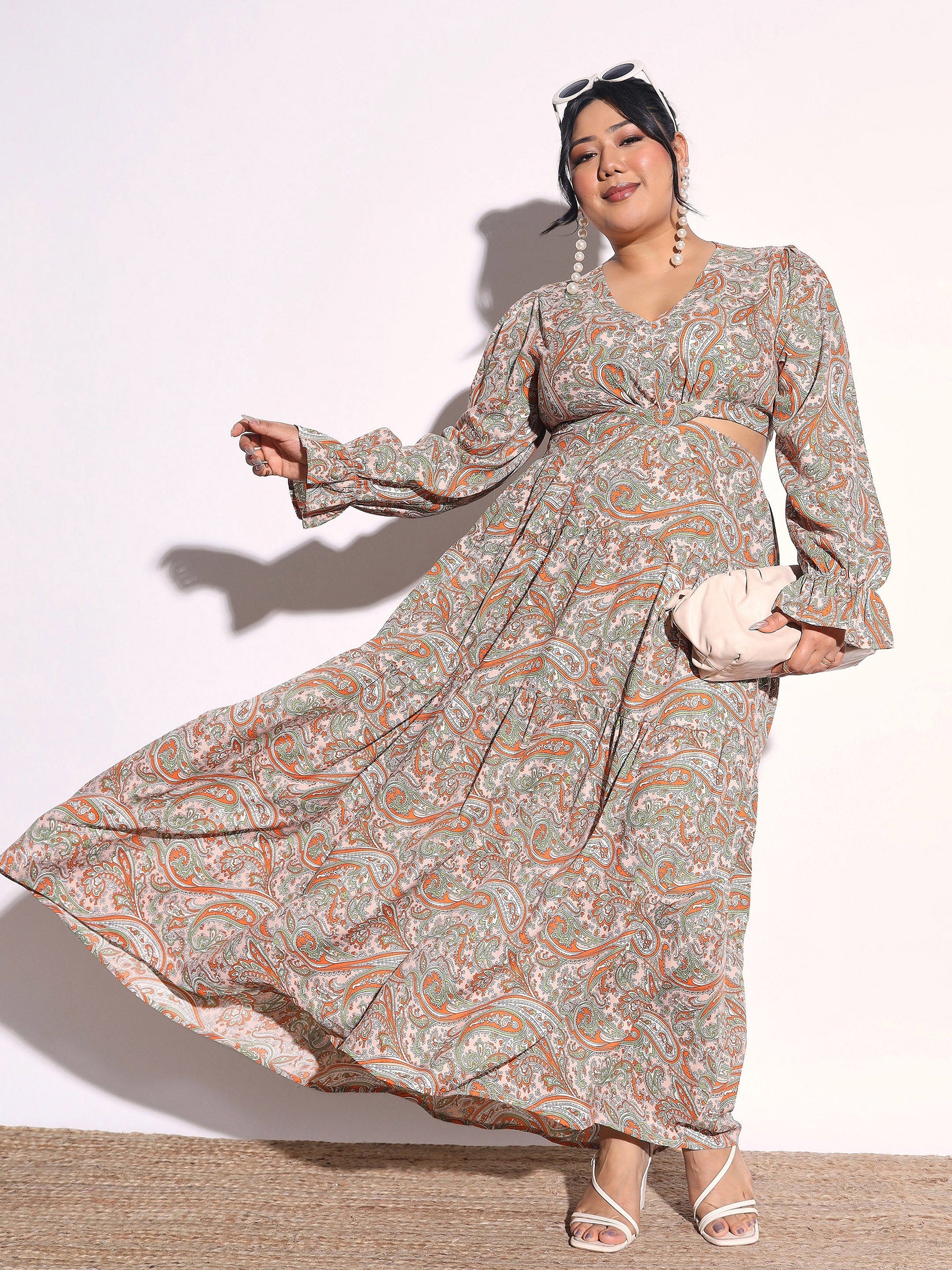 Pink Paisley Waist Cut-Out Maxi Dress-SASSAFRAS Curve