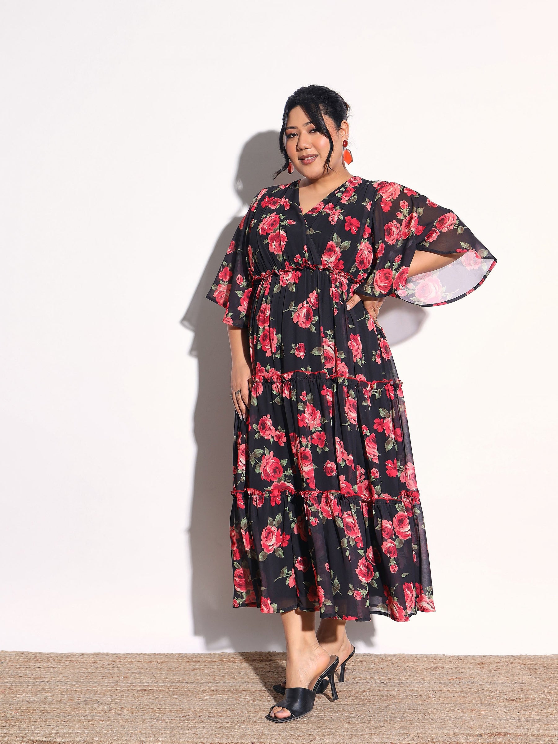 Black & Red Floral Flared Sleeves Tiered Maxi Dress-SASSAFRAS Curve