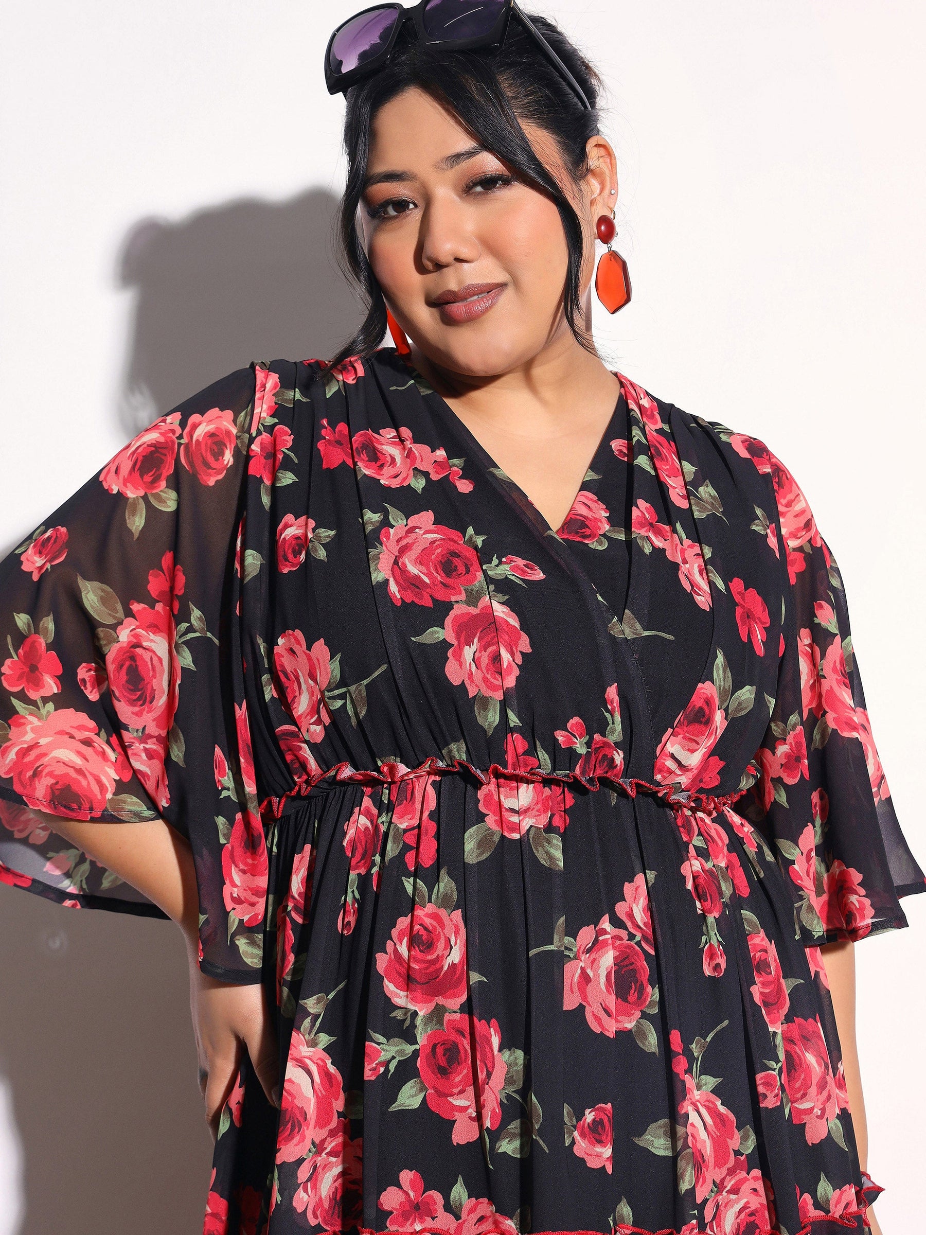 Black & Red Floral Flared Sleeves Tiered Maxi Dress-SASSAFRAS Curve