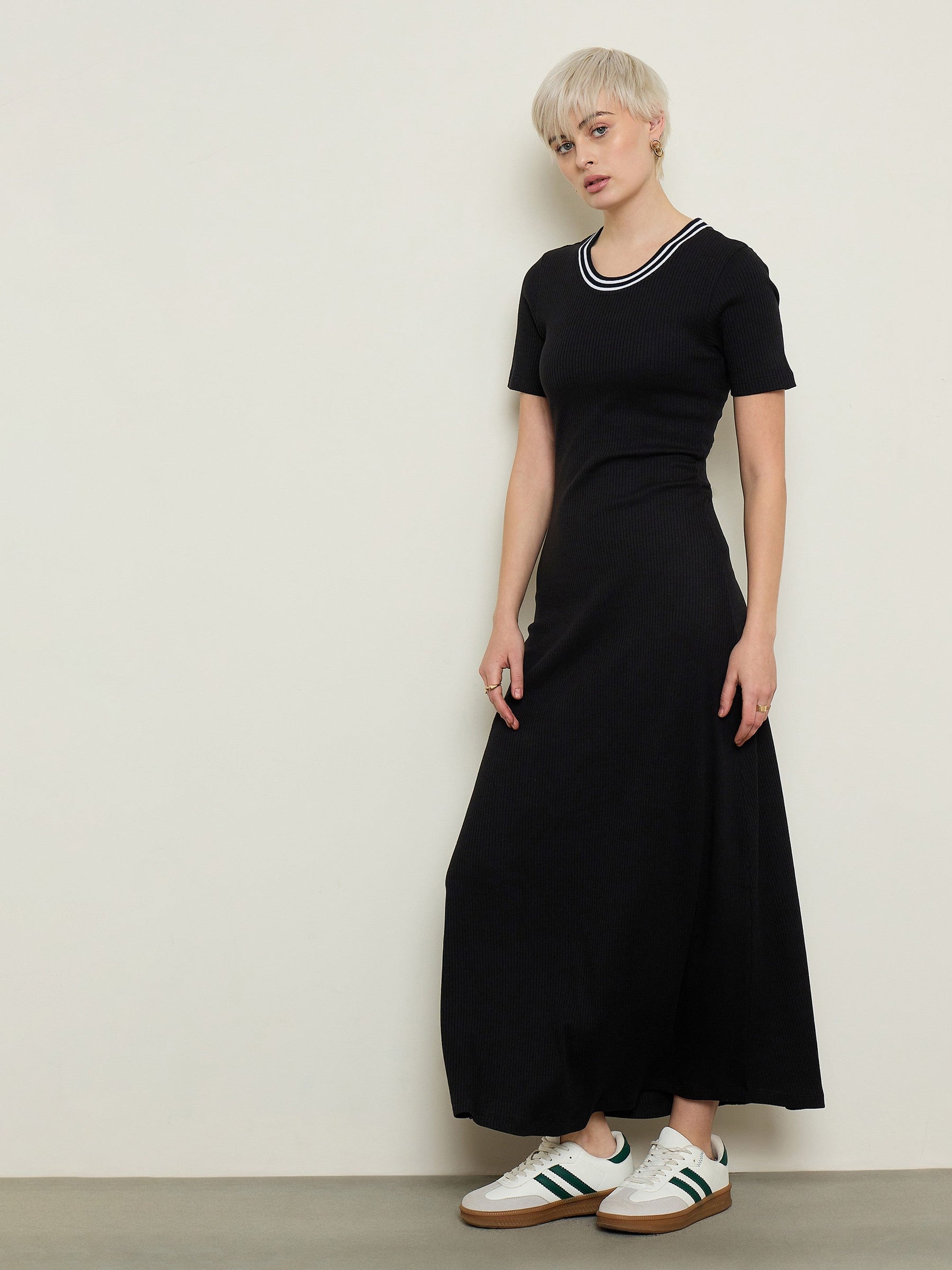 Black Short Sleeves Striped-Ribbed Neck Maxi Dress-SASSAFRAS BASICS