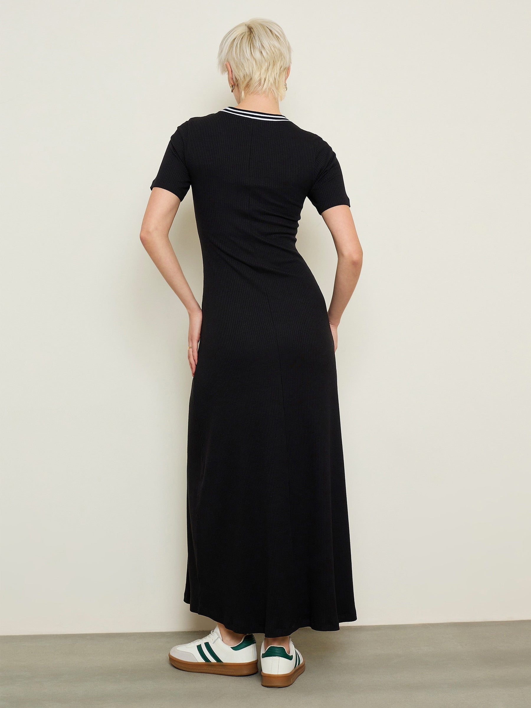 Black Short Sleeves Striped-Ribbed Neck Maxi Dress-SASSAFRAS BASICS