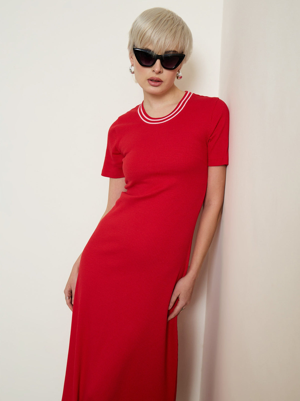 Red Short Sleeves Striped-Ribbed Neck Maxi Dress-SASSAFRAS BASICS