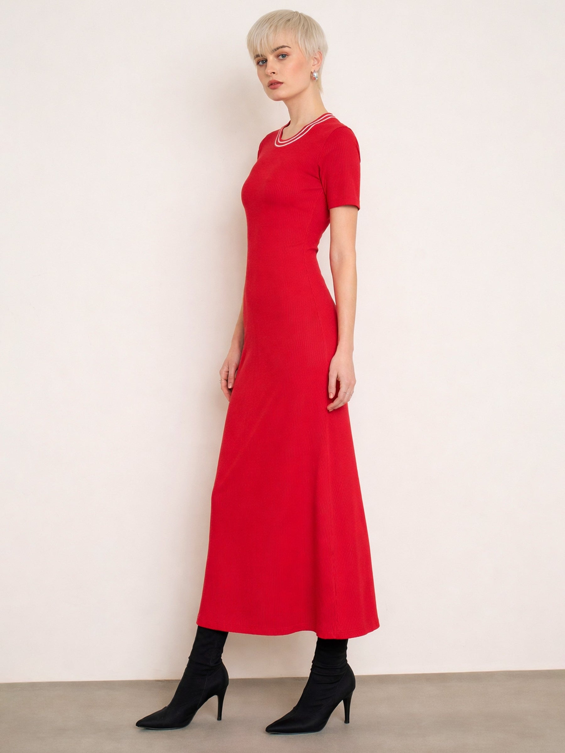 Red Short Sleeves Striped-Ribbed Neck Maxi Dress-SASSAFRAS BASICS