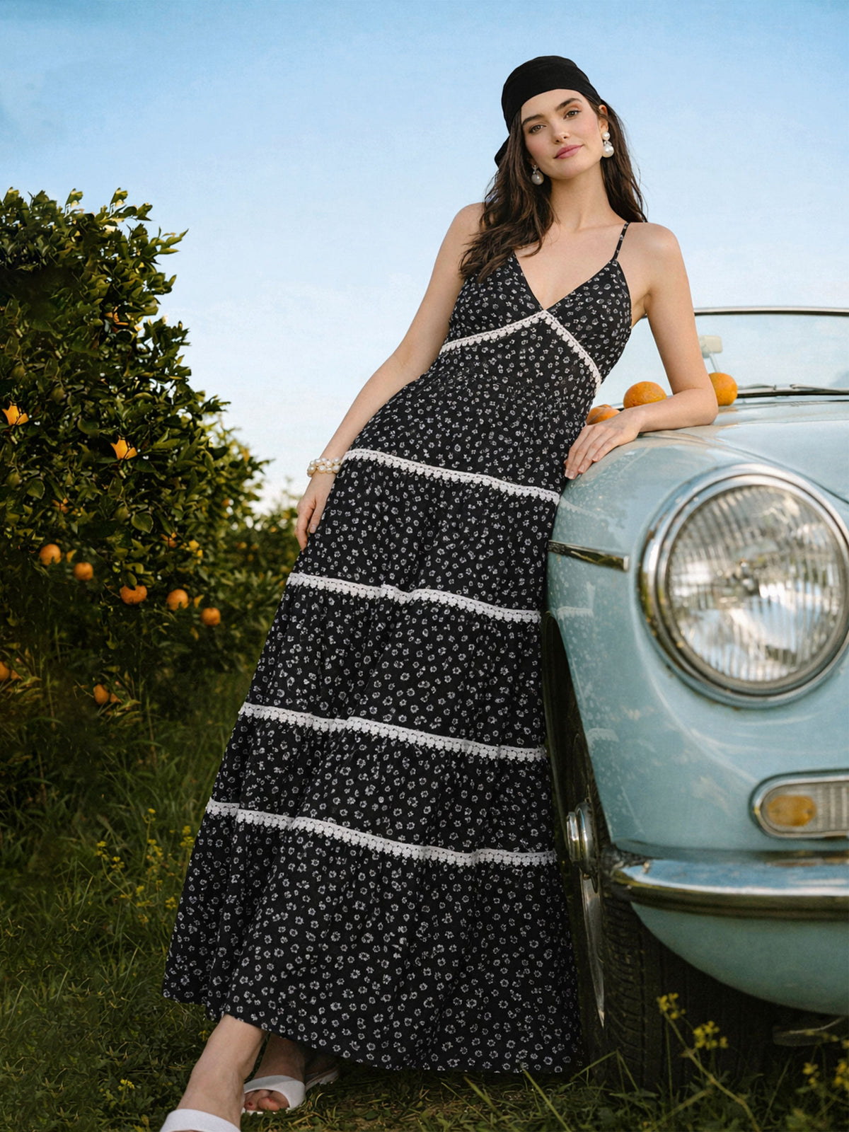 Black Ditsy Floral Strappy Tiered Maxi Dress-SASSAFRAS