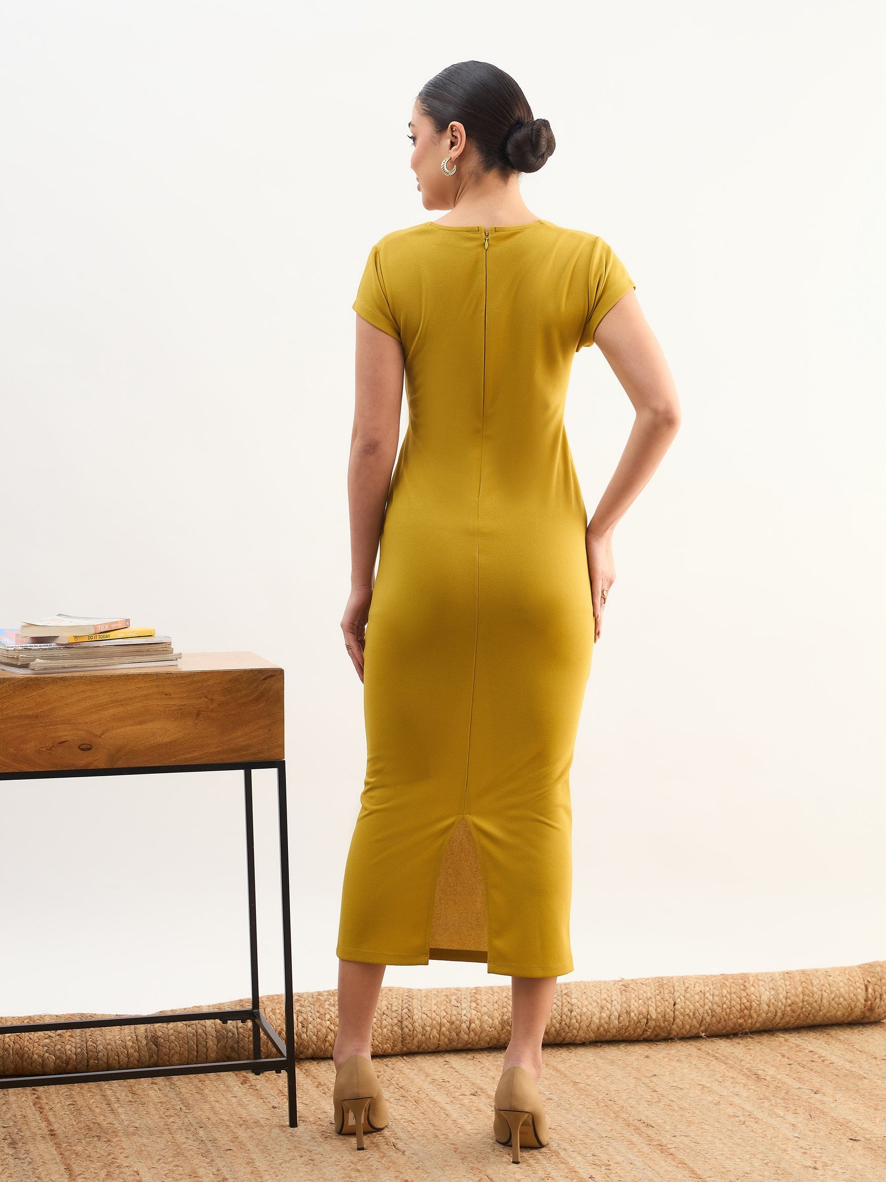 Lemon Rhombus Neck Belted Bodycon Midi Dress-SASSAFRAS worklyf
