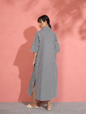 Women Black & White Stripe Notch Collar Midi Dress