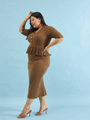 Brown Rib Front Peplum Bodycon Midi Dress-SASSAFRAS Curve