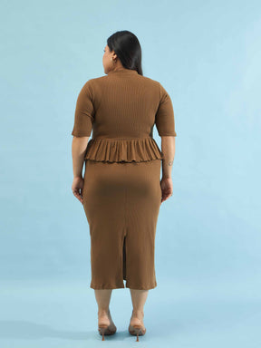 Brown Rib Front Peplum Bodycon Midi Dress-SASSAFRAS Curve