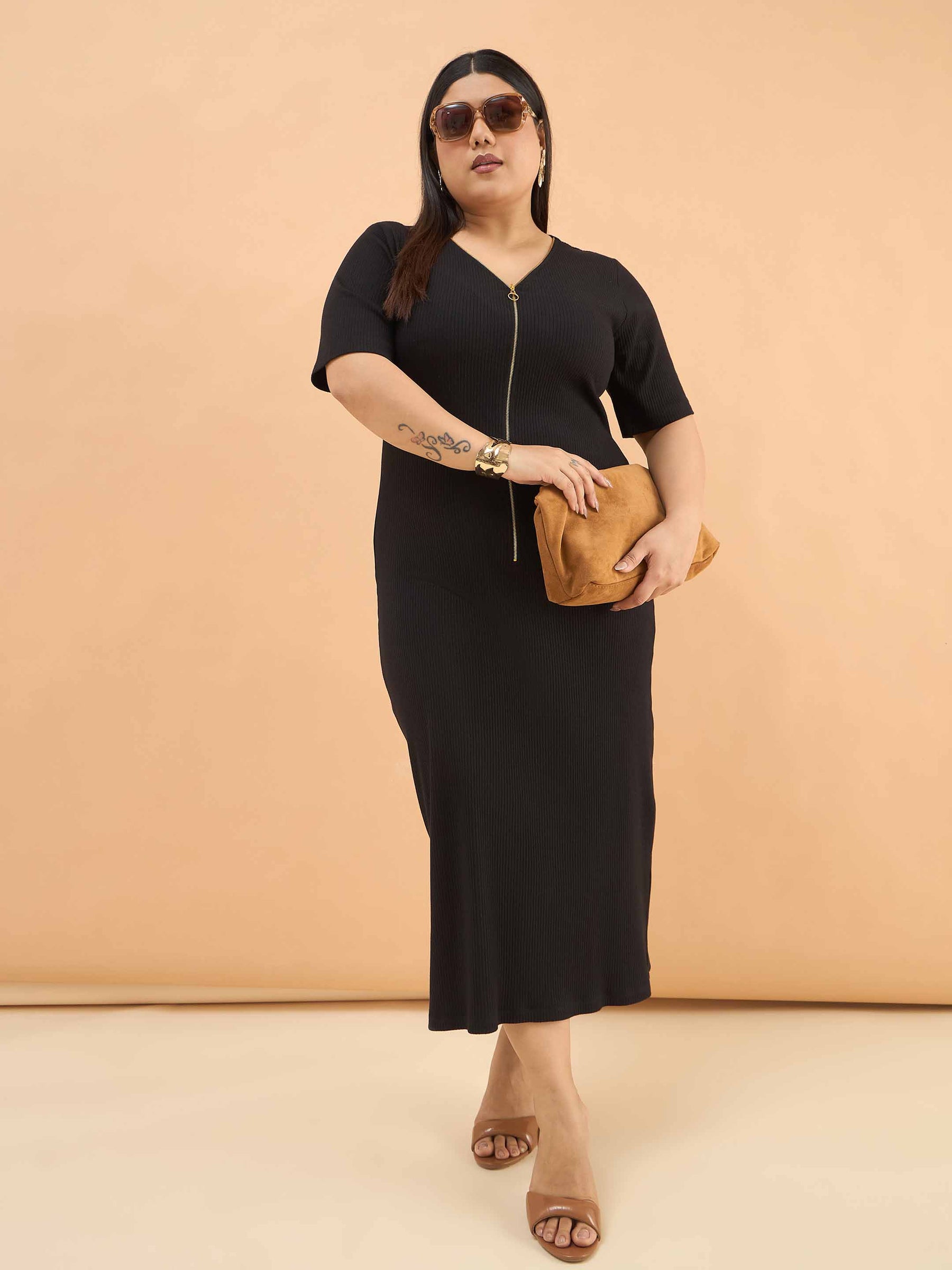 Black Rib Front Zipper Midi Dress-SASSAFRAS Curve