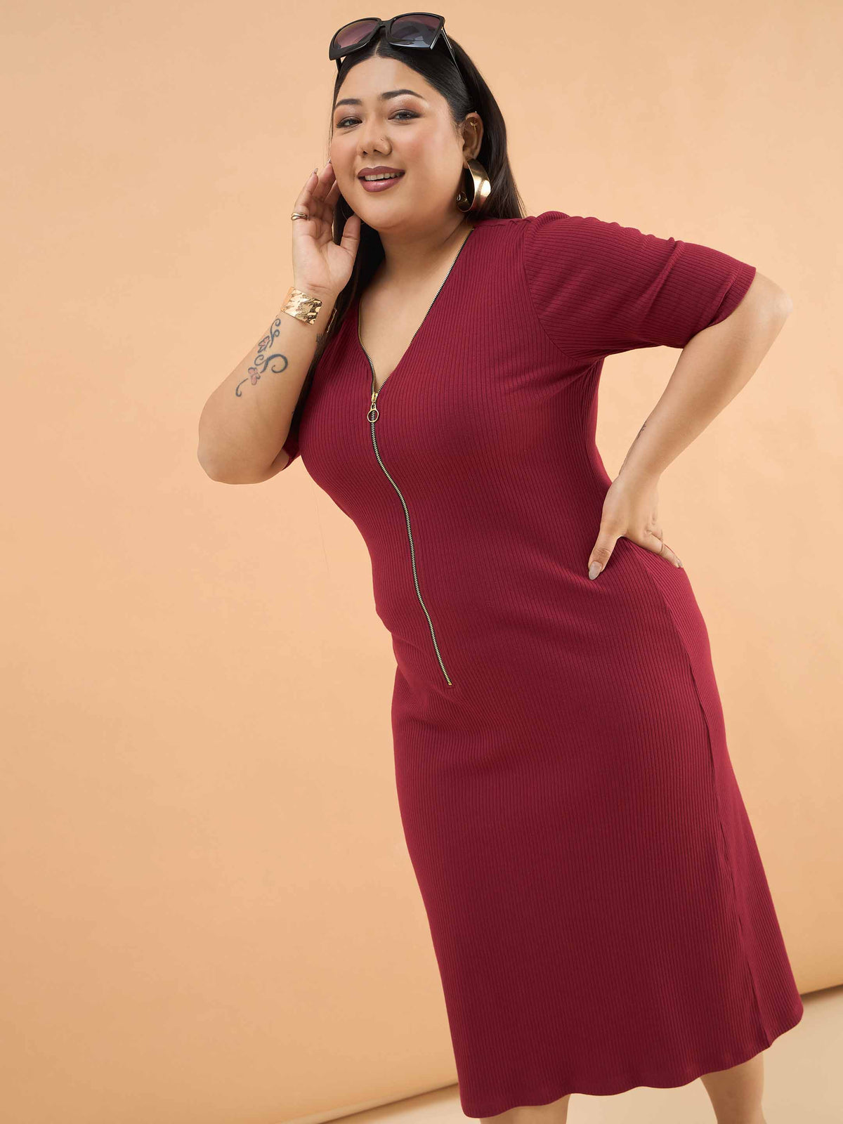 Maroon Rib Front Zipper Midi Dress-SASSAFRAS Curve