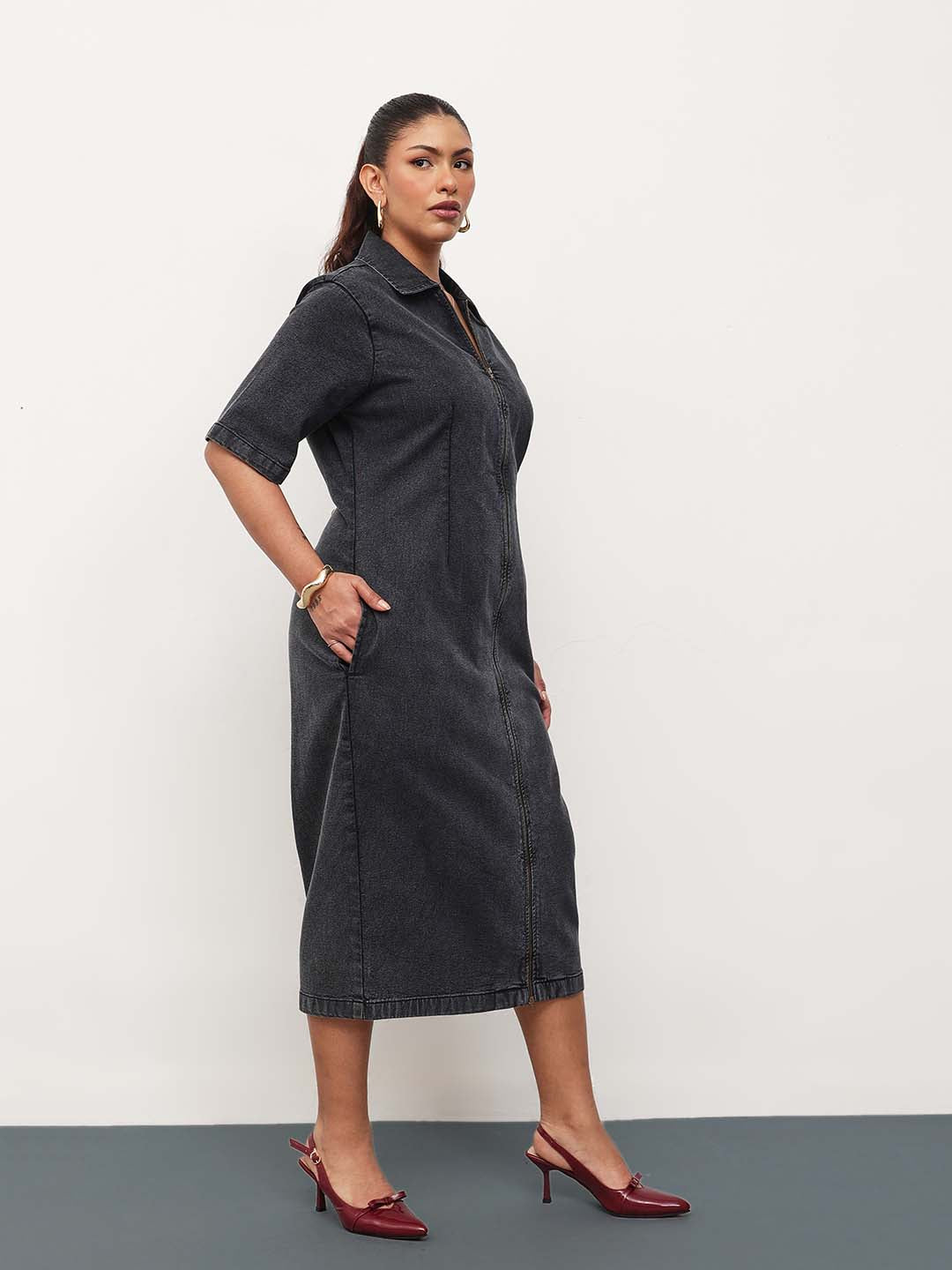 Buy Women Black Wash Denim Front Zipper Bodycon Midi Dress Online at Best Price - Sassafras Buy Women Black Wash Denim Front Zipper Bodycon Midi Dress Online at Best Price - Sassafras