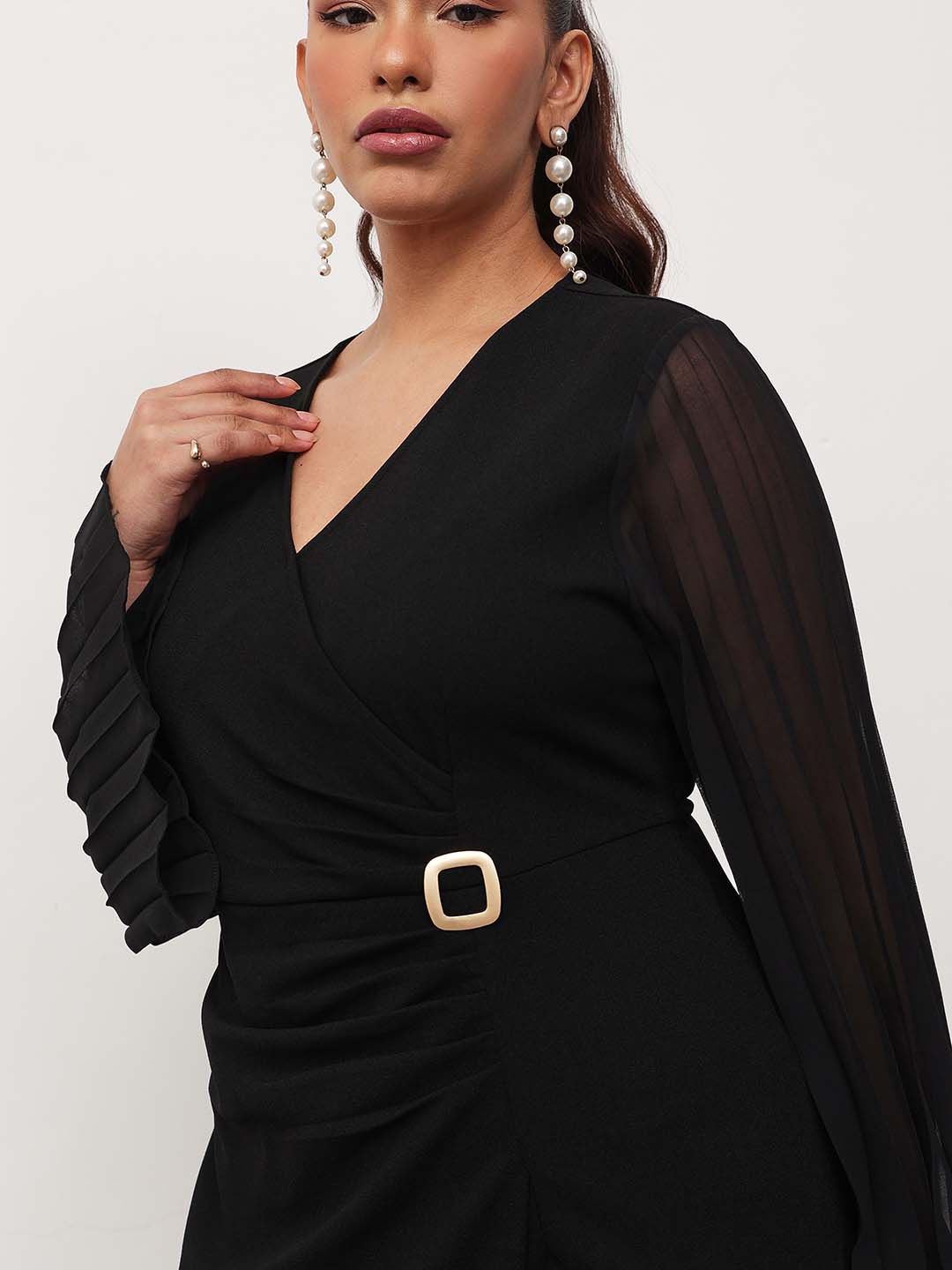 Black Pleated Sleeves Side Ruched Midi Dress-SASSAFRAS Curve
