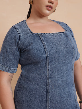 Blue Wash Denim Short Sleeves Bodycon Dress-SASSAFRAS Curve