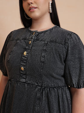 Black Denim Front Button Midi Dress-SASSAFRAS Curve