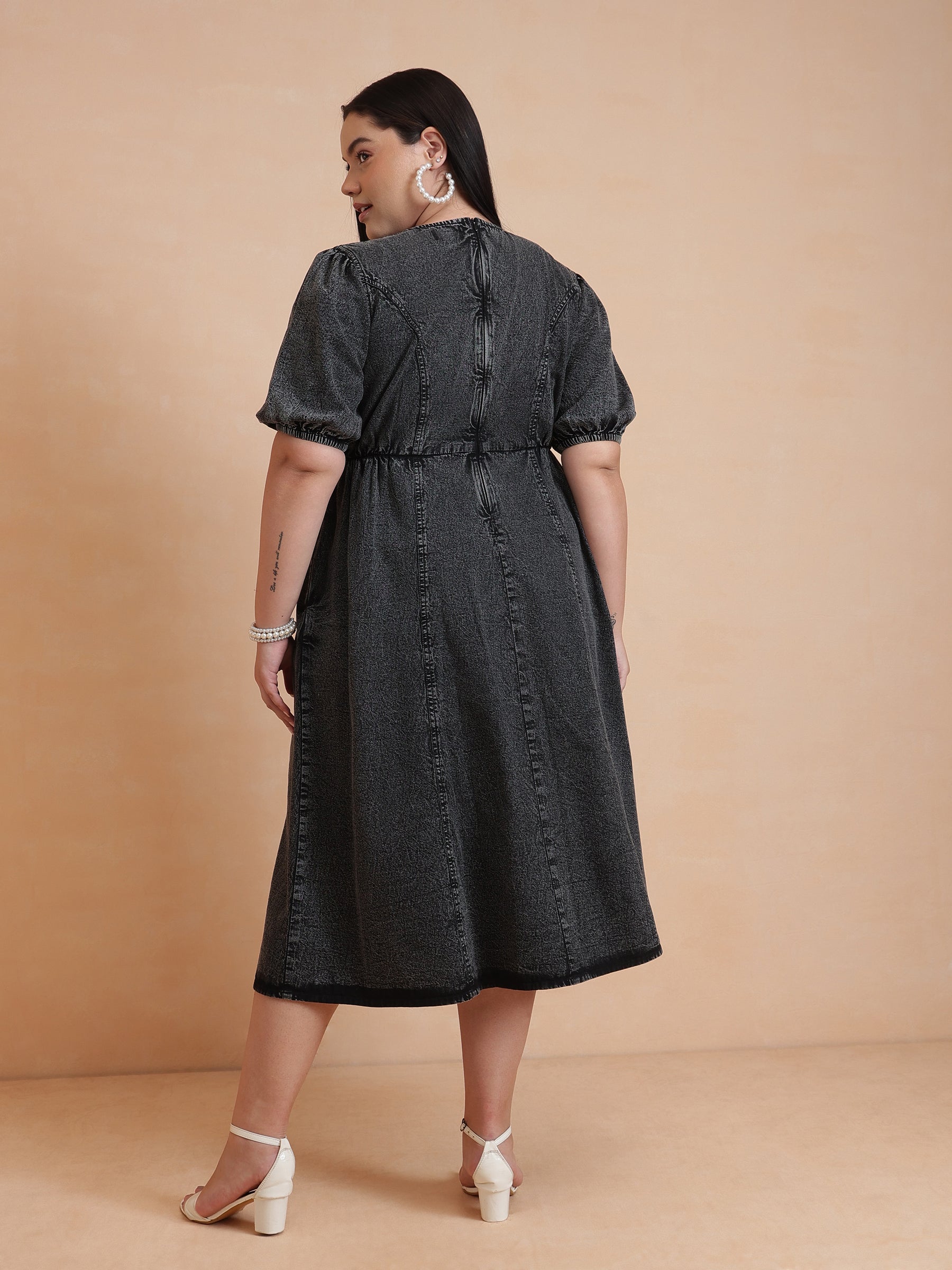 Black Denim Front Button Midi Dress-SASSAFRAS Curve