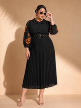 Black Embroidered PeterPan Pleated Midi Dress-SASSAFRAS Curve