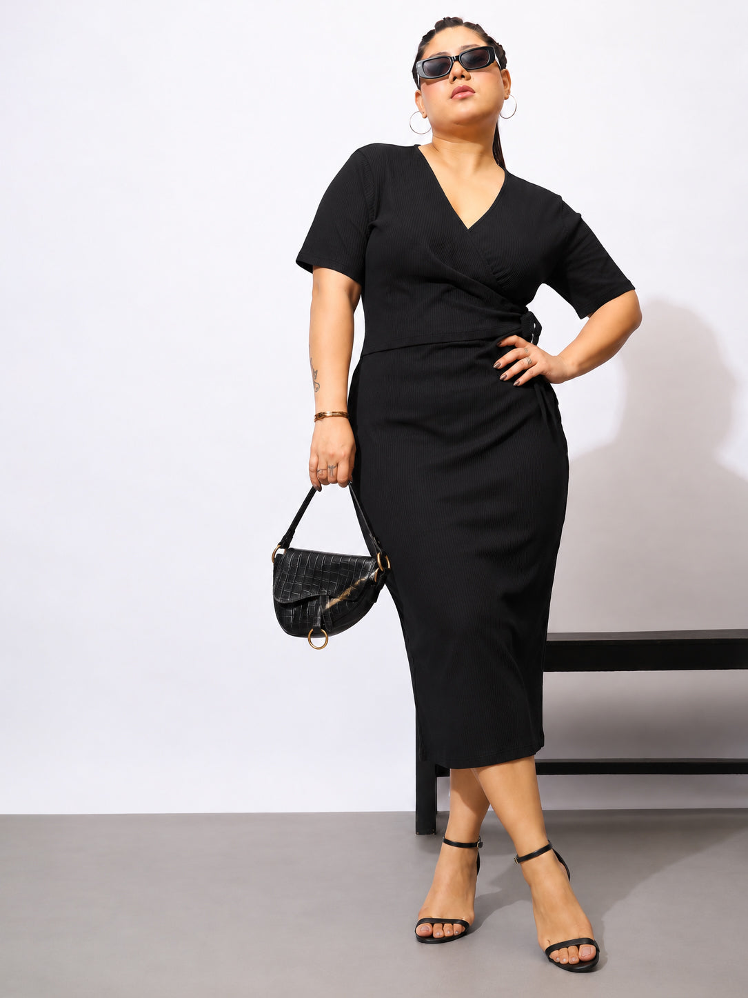 Black Rib Side Knot Bodycon Short Sleeves Midi Dress-SASSAFRAS Curve