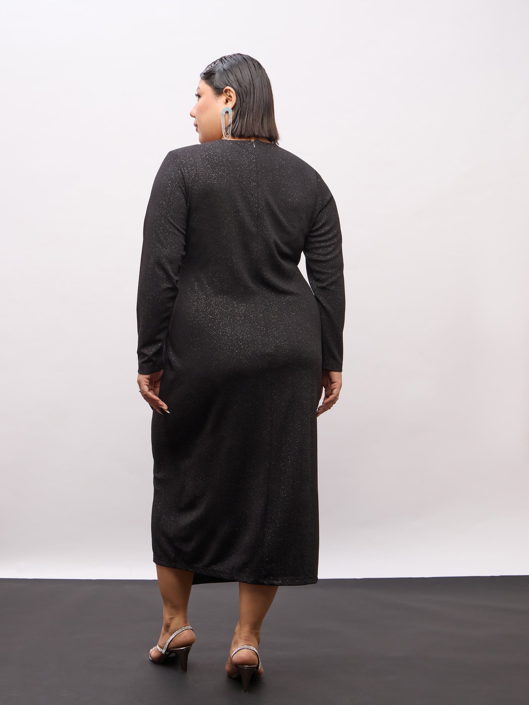 Black Full Sleeves Button Detail Bodycon Dress-SASSAFRAS Curve