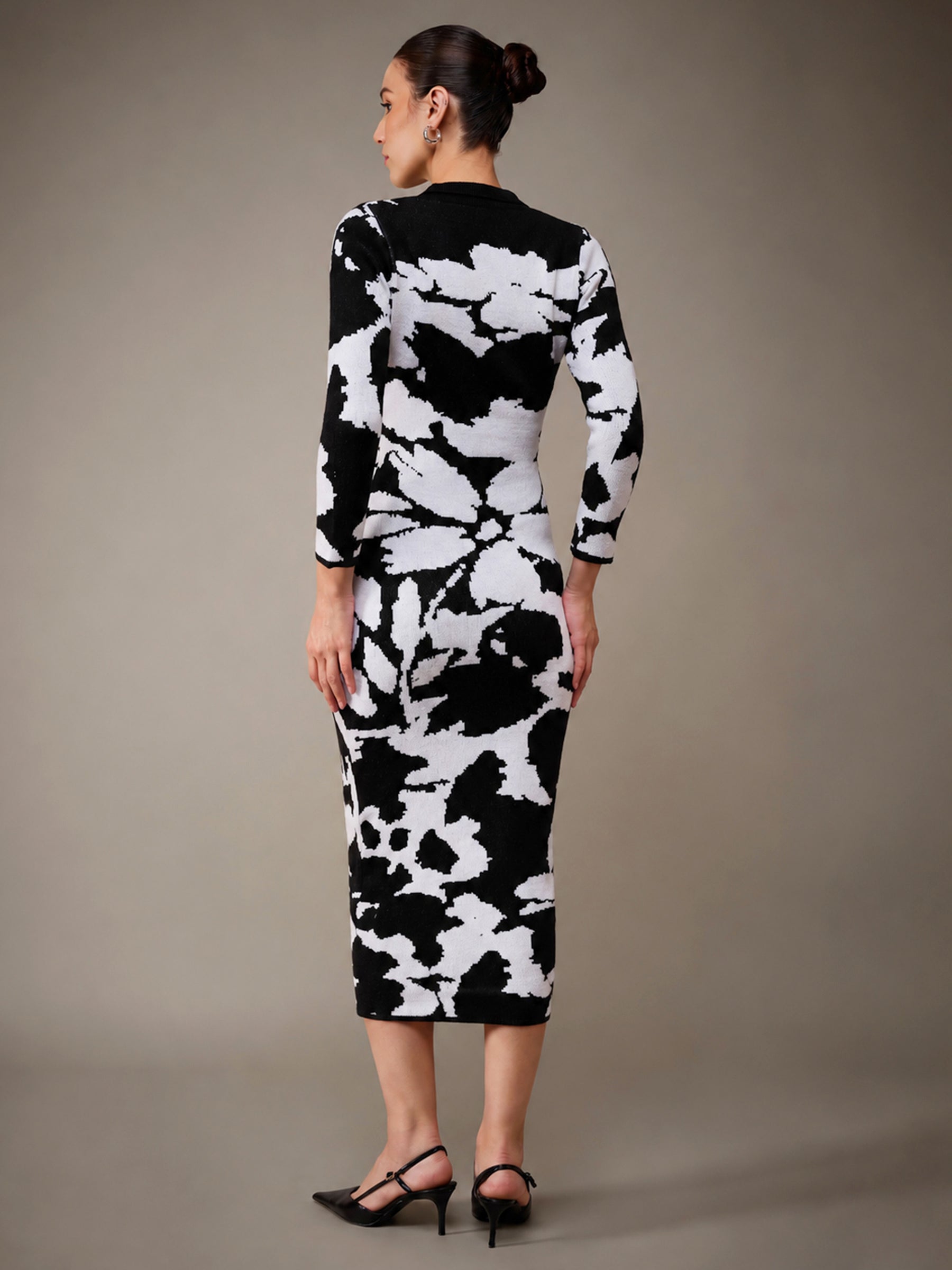 Black & White Jacquard Acrylic Wool Jumper Dress-SASSAFRAS