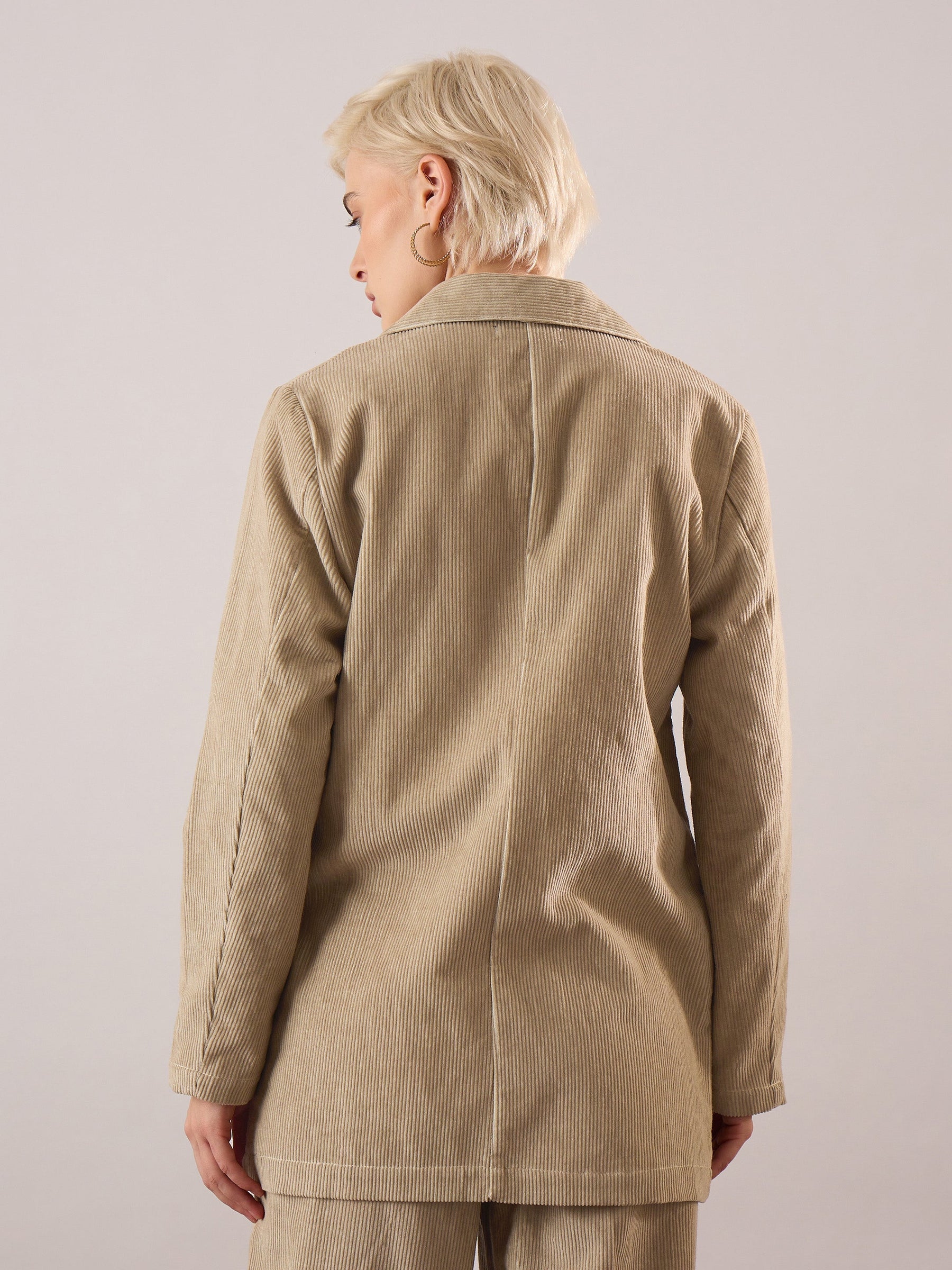Beige Oversized Notch Collar Blazer-SASSAFRAS