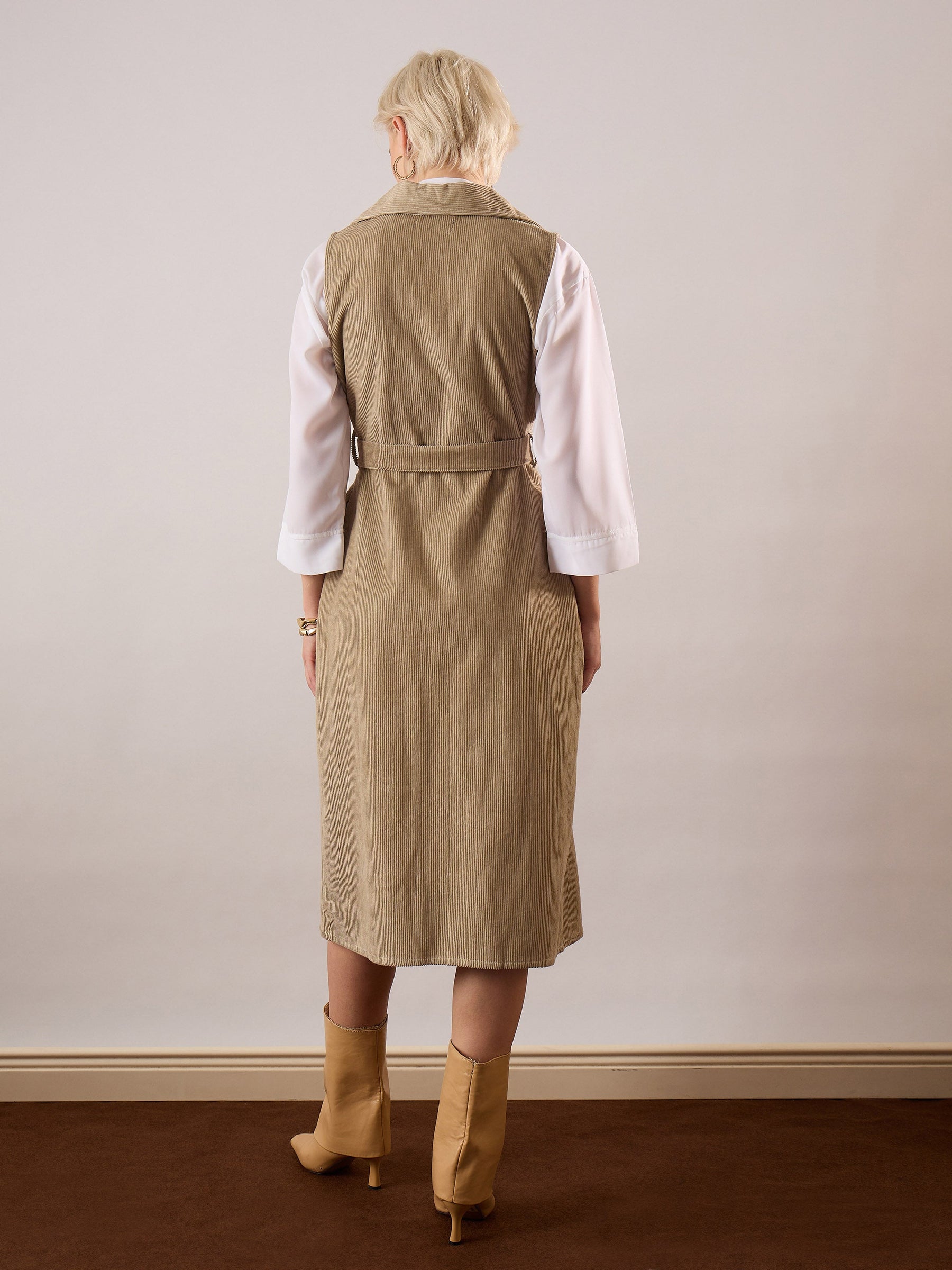 Beige Corduroy Sleeveless Long Coat-SASSAFRAS