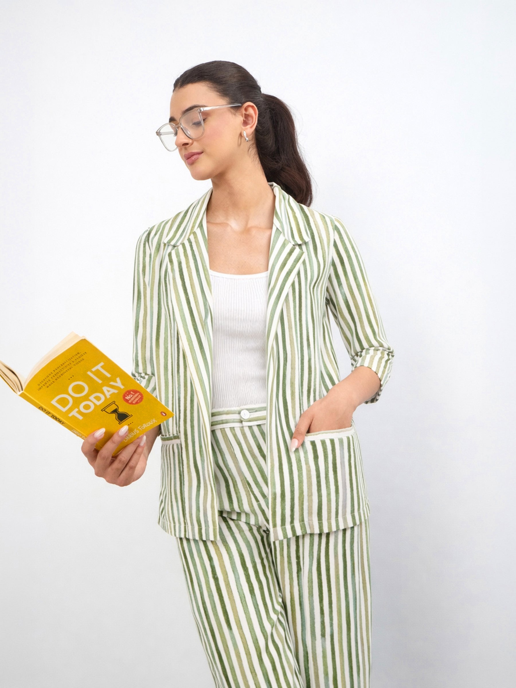 Green Linen Striped Front Open Blazer With Slouchy Pants-SASSAFRAS worklyf