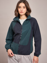 Green ColourBlock Parachute Zipper Jacket-SASSAFRAS