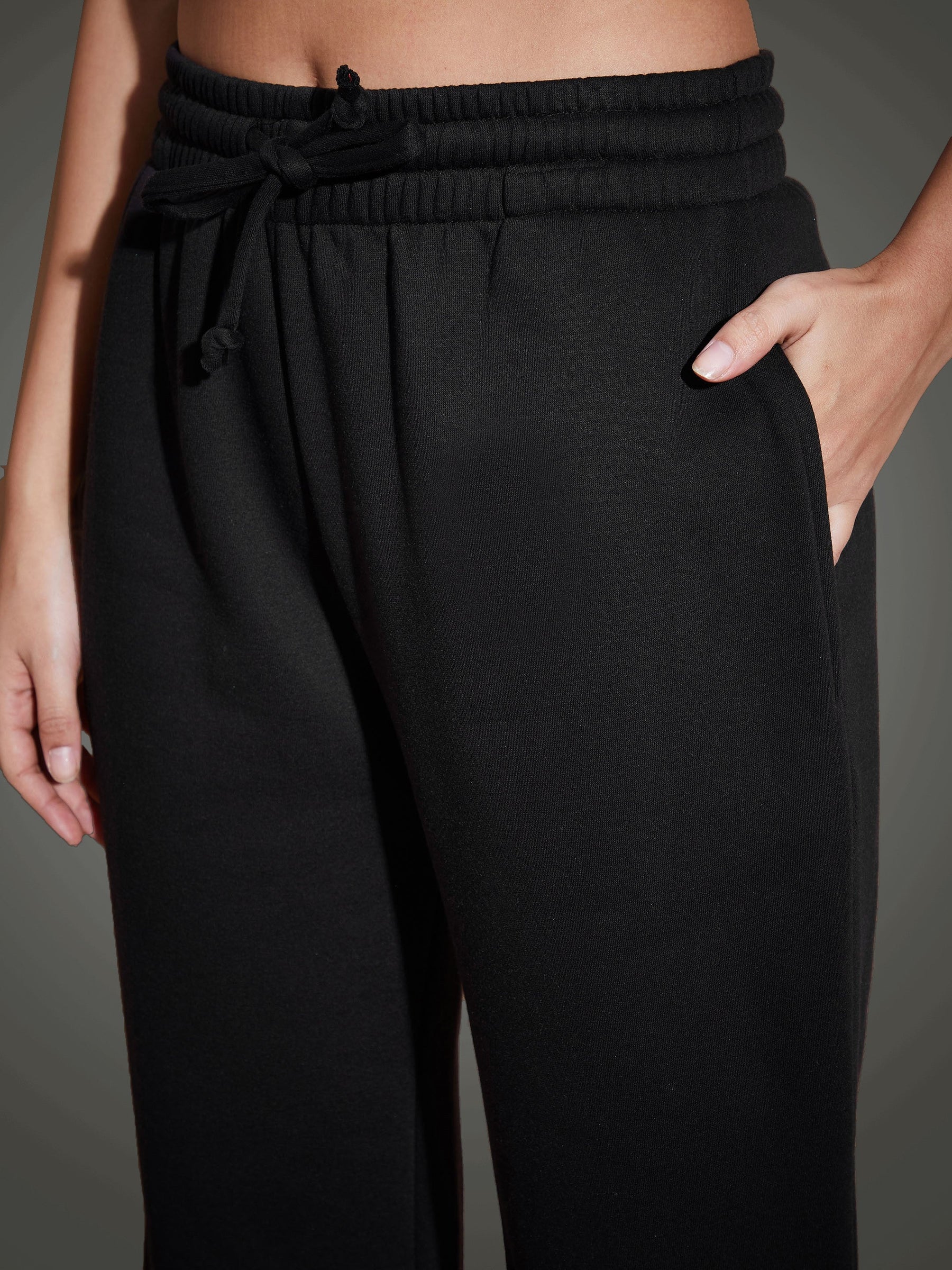 Black Fleece Zipper Jacket With Joggers-SASSAFRAS