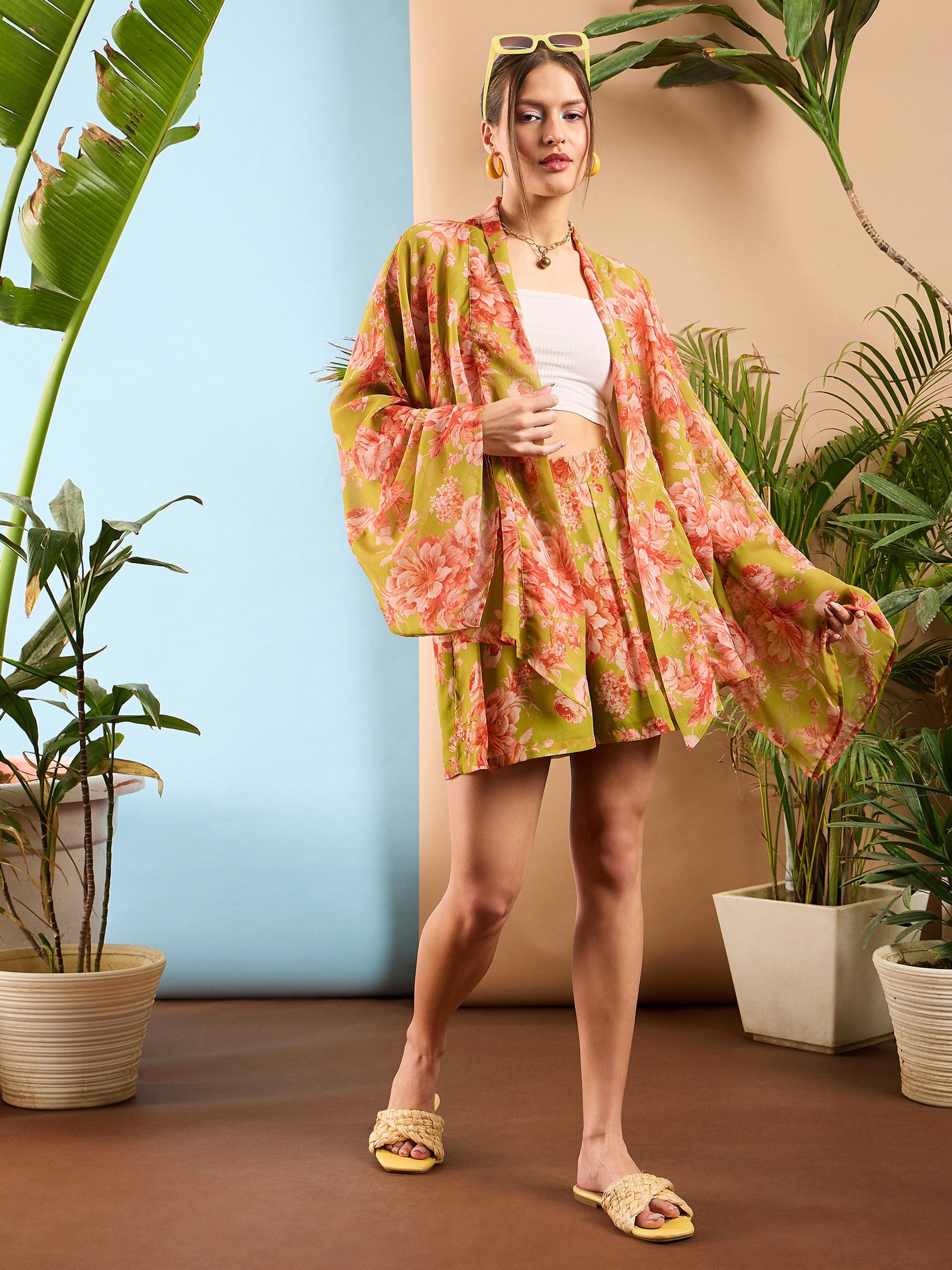 Green Floral Kimono Shrug With Shorts-SASSAFRAS