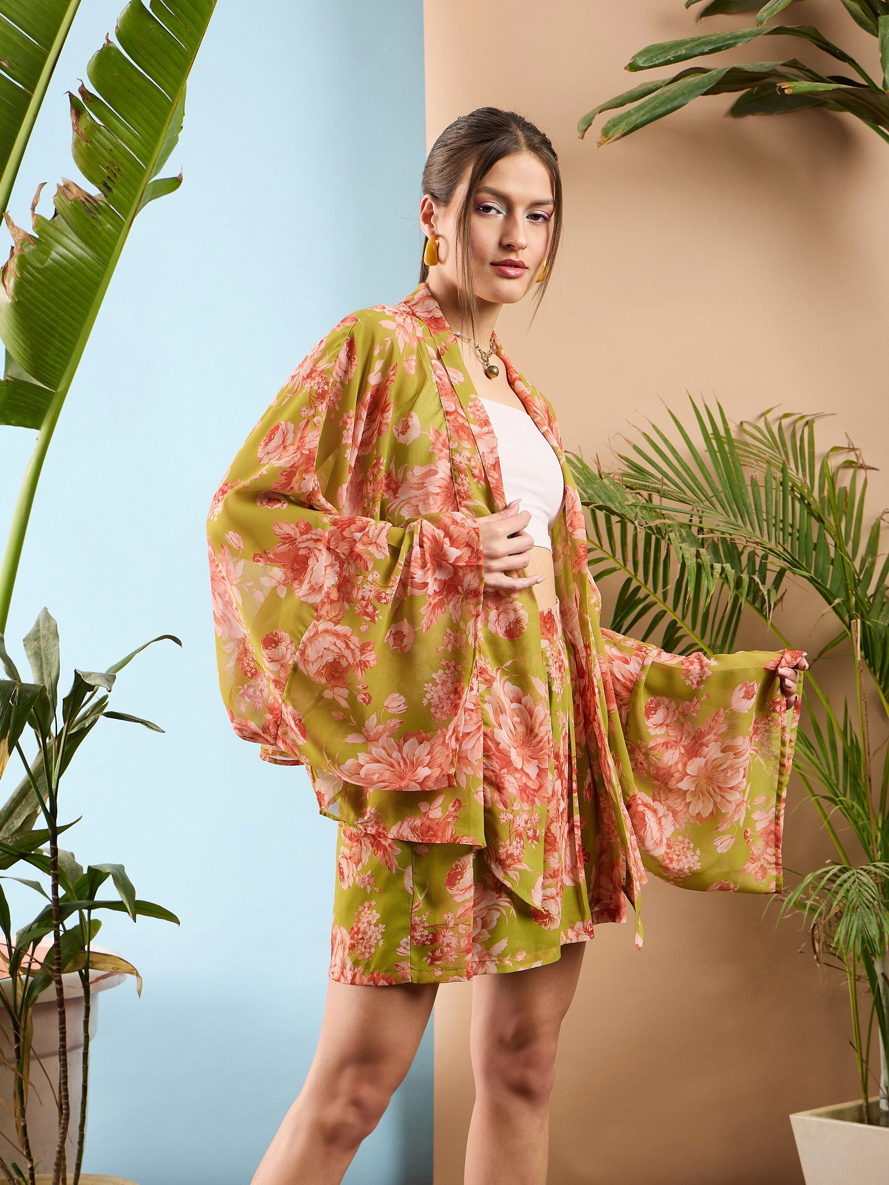 Green Floral Kimono Shrug With Shorts-SASSAFRAS