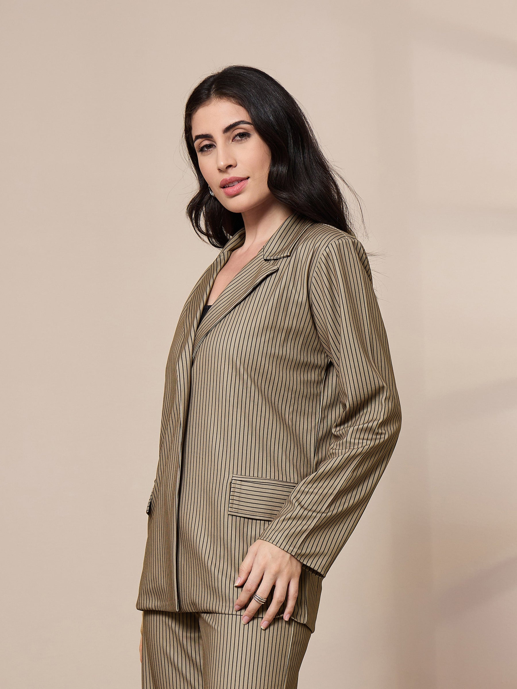 Beige Striped Front Button Blazer-SASSAFRAS worklyf