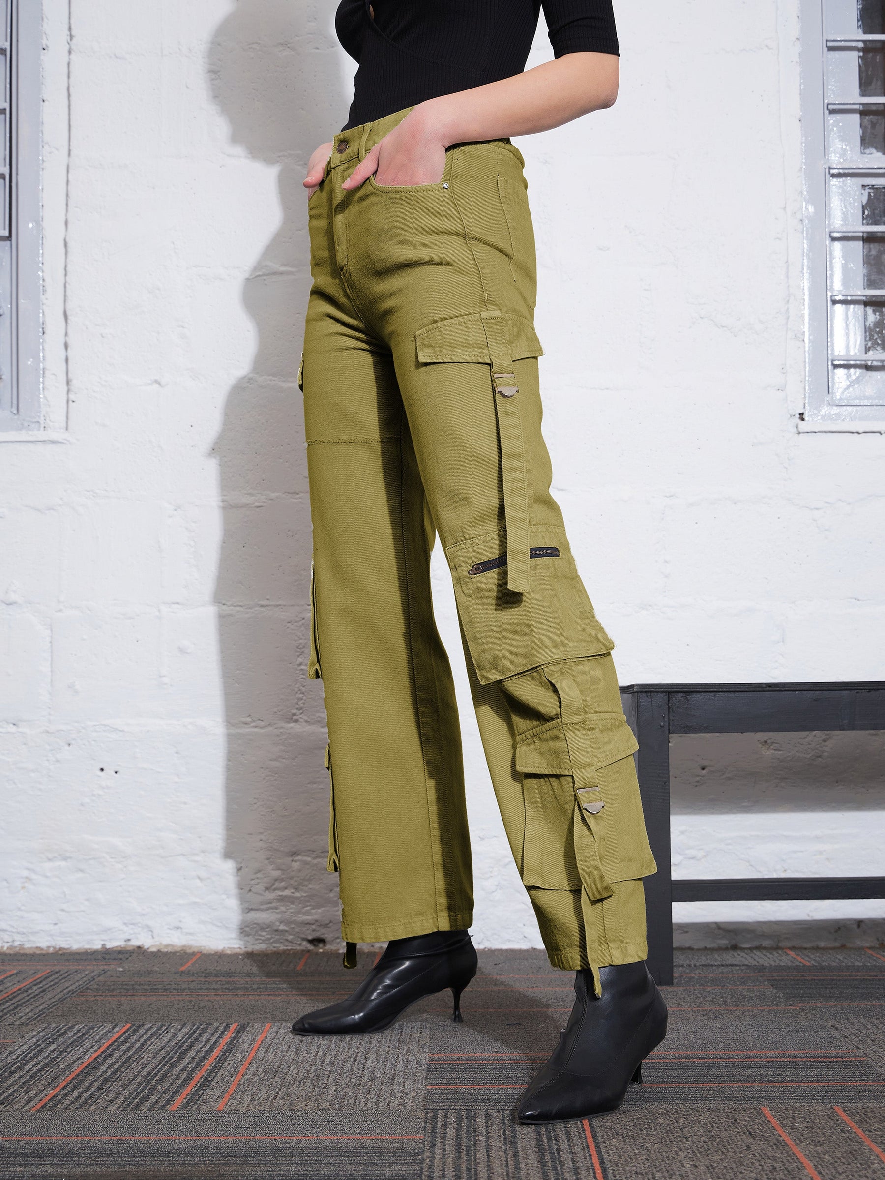 Olive Cargo Straight Jeans -SASSAFRAS