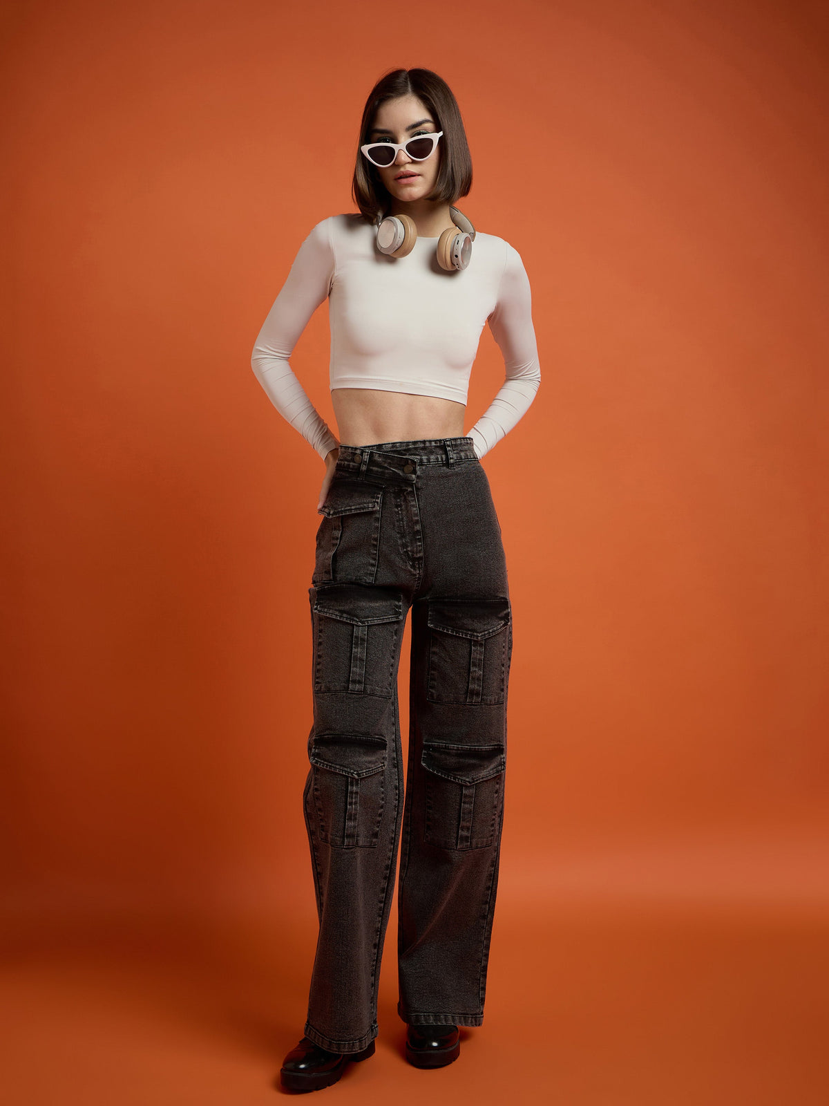 Black Washed Cargo Straight Jeans -SASSAFRAS