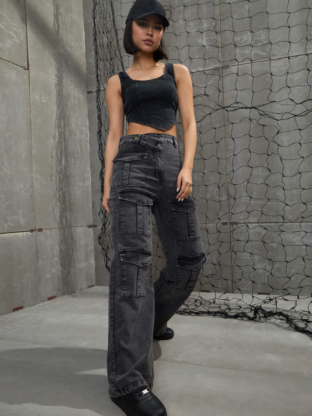 Black Washed Cargo Straight Jeans -SASSAFRAS