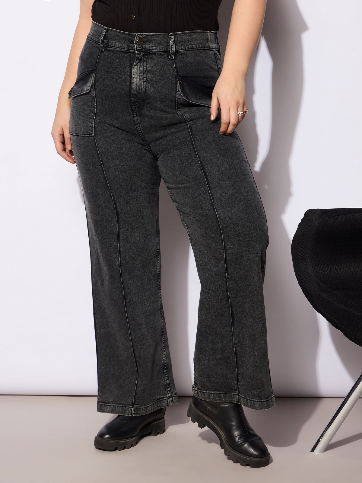 Black Denim Front Seam Detail Straight Jeans -SASSAFRAS Curve