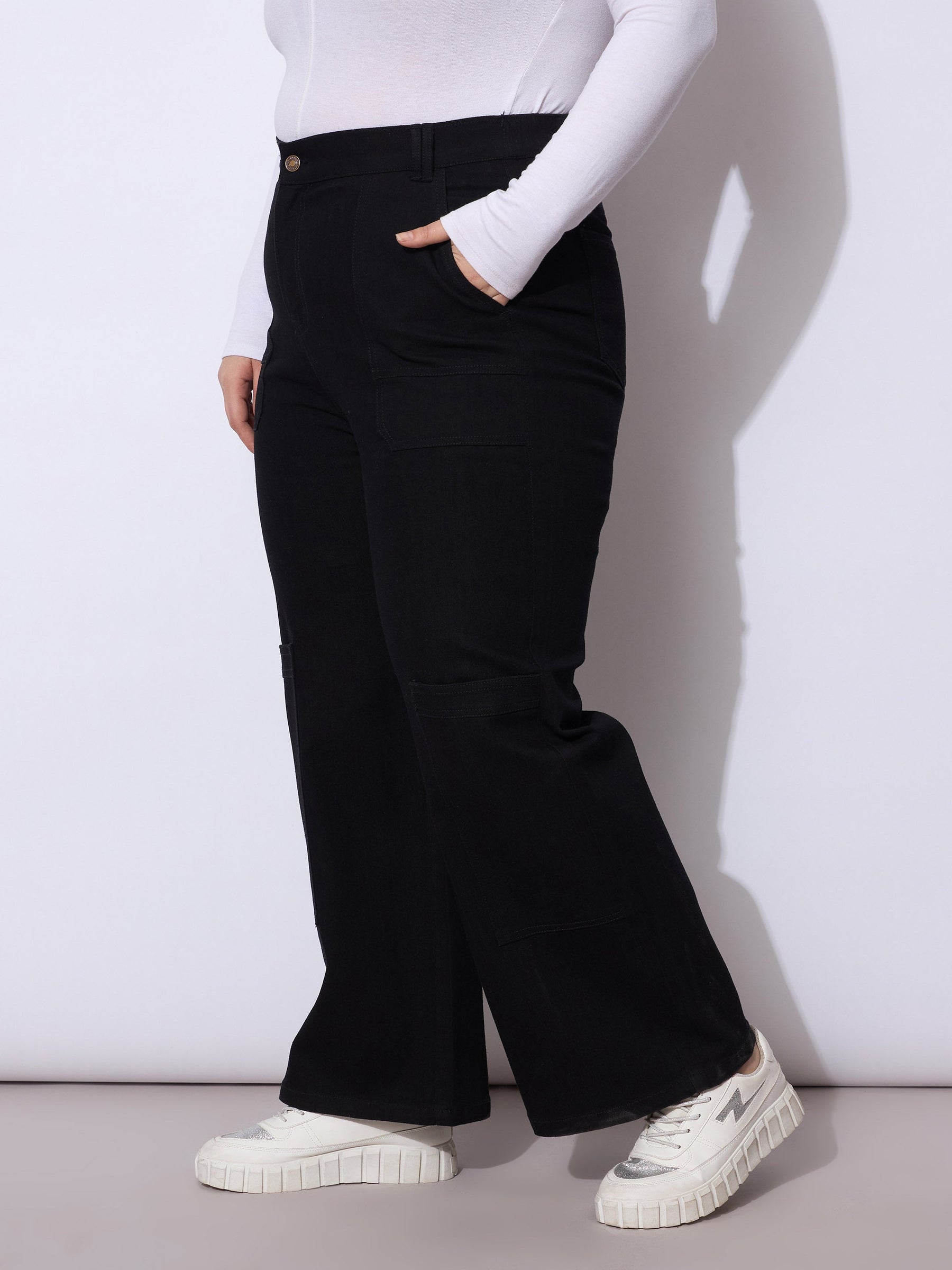 Black Side Pockets Straight Cargo Jeans-SASSAFRAS Curve