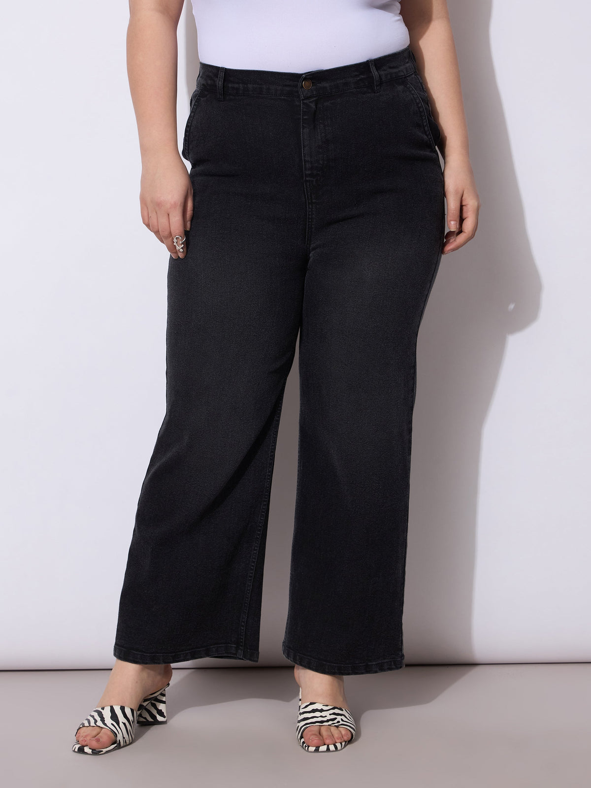 Black Acid Wash Straight Fit Jeans-SASSAFRAS Curve