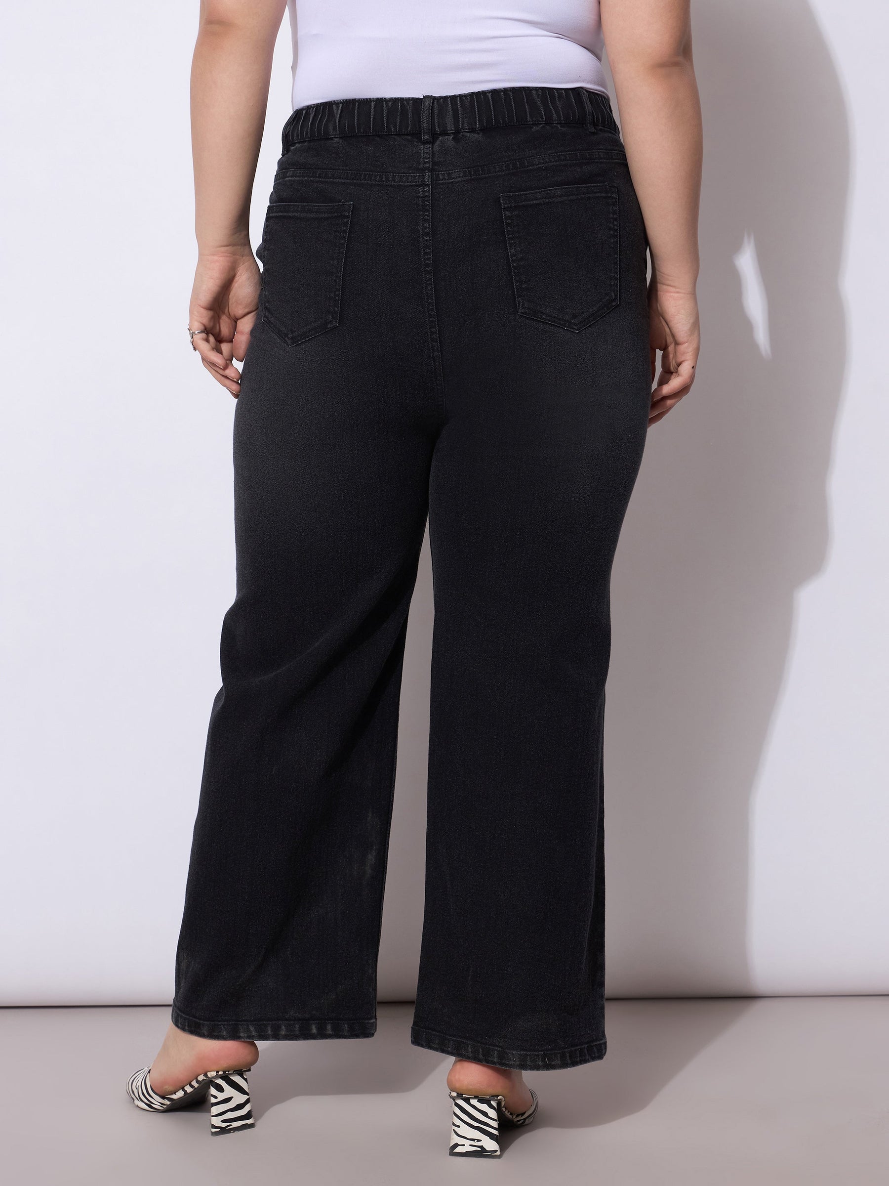 Black Acid Wash Straight Fit Jeans-SASSAFRAS Curve