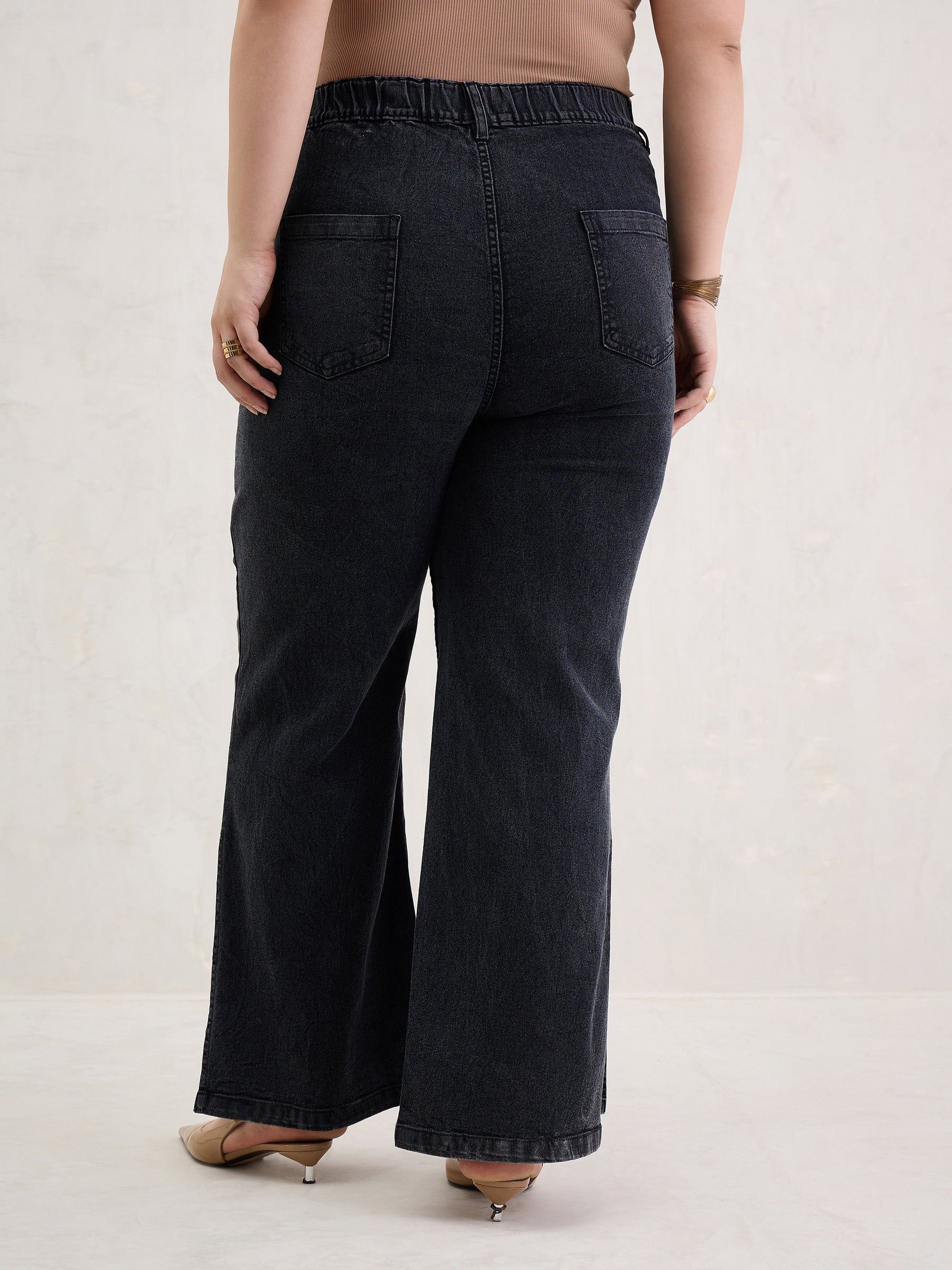 Black Blast Hem Slit Straight Jeans-SASSAFRAS Curve