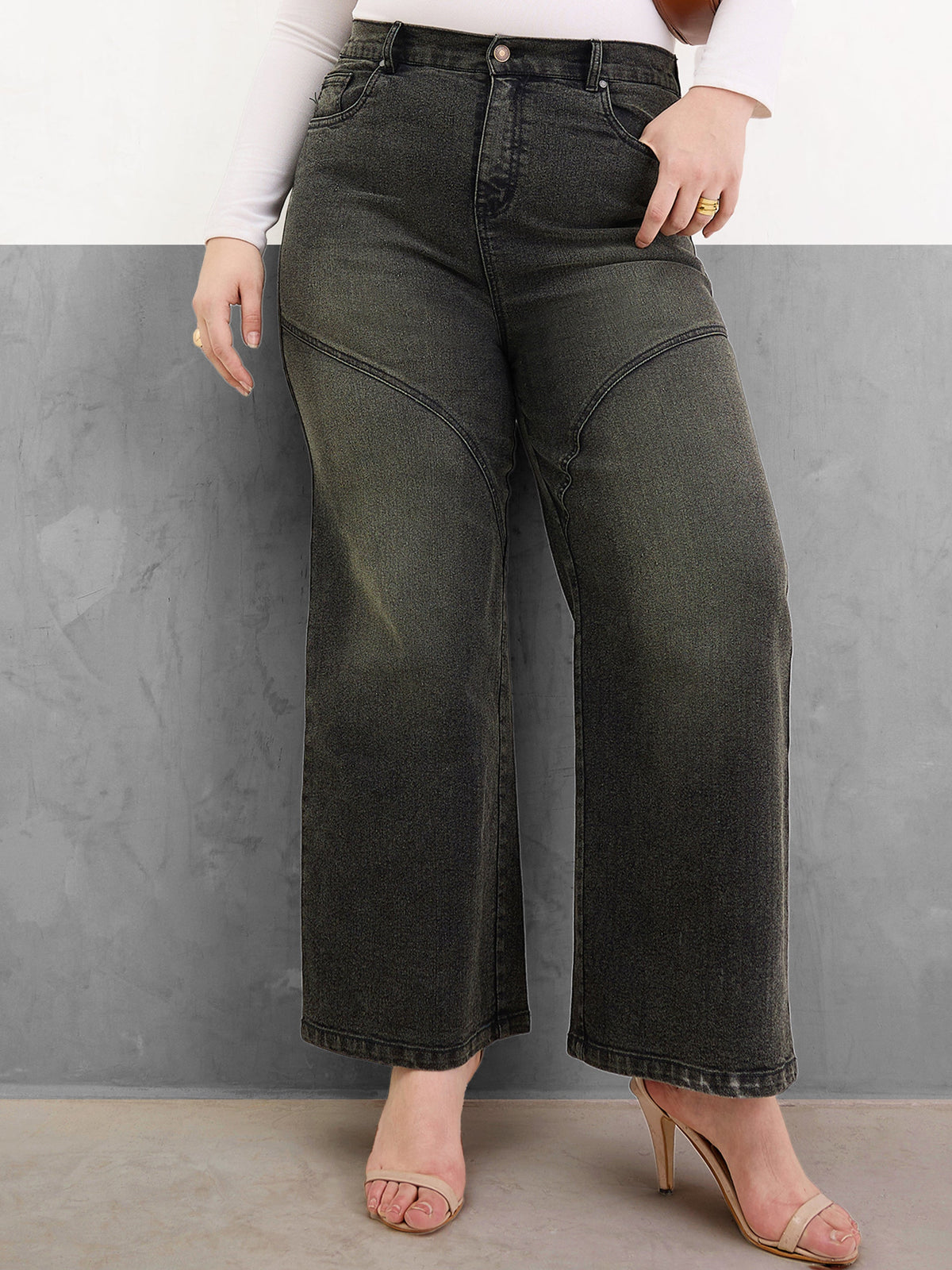 Black Acid Wash Front Stitch Straight Jeans-SASSAFRAS Curve