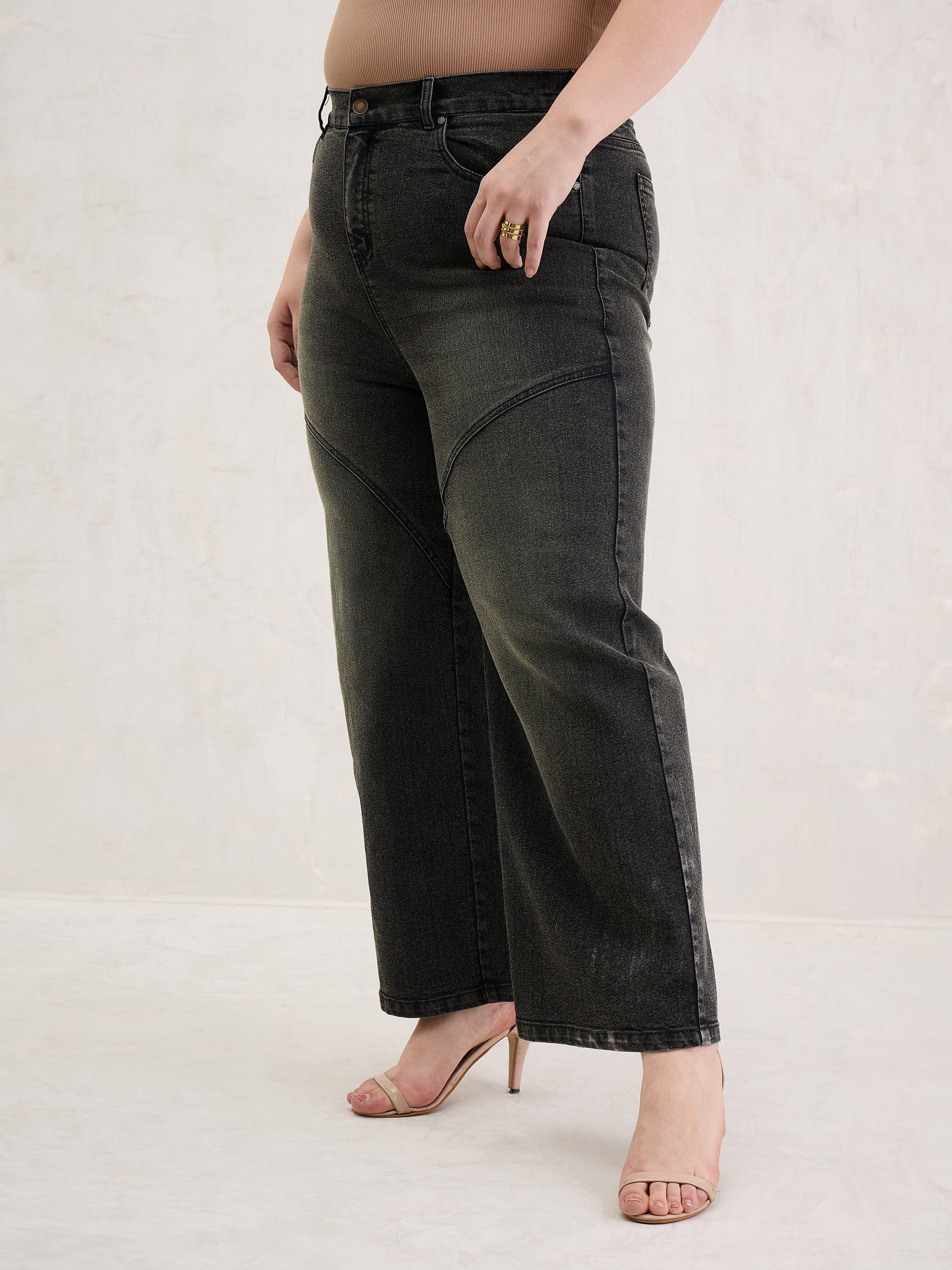 Black Acid Wash Front Stitch Straight Jeans-SASSAFRAS Curve