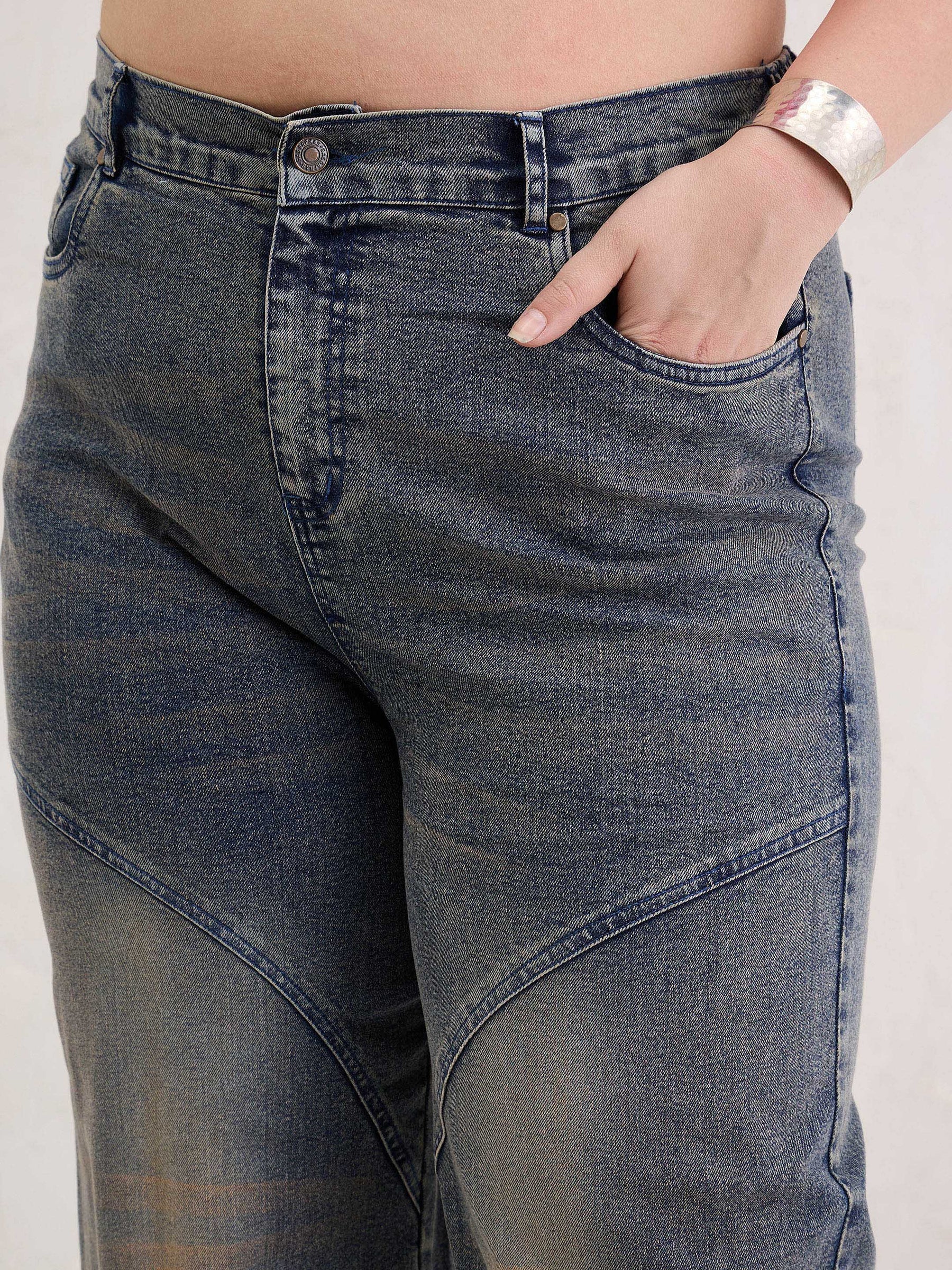 Blue Acid Wash Front Stitch Straight Jeans-SASSAFRAS Curve