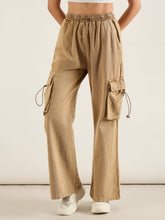 Beige Cargo Pockets Jeans-SASSAFRAS