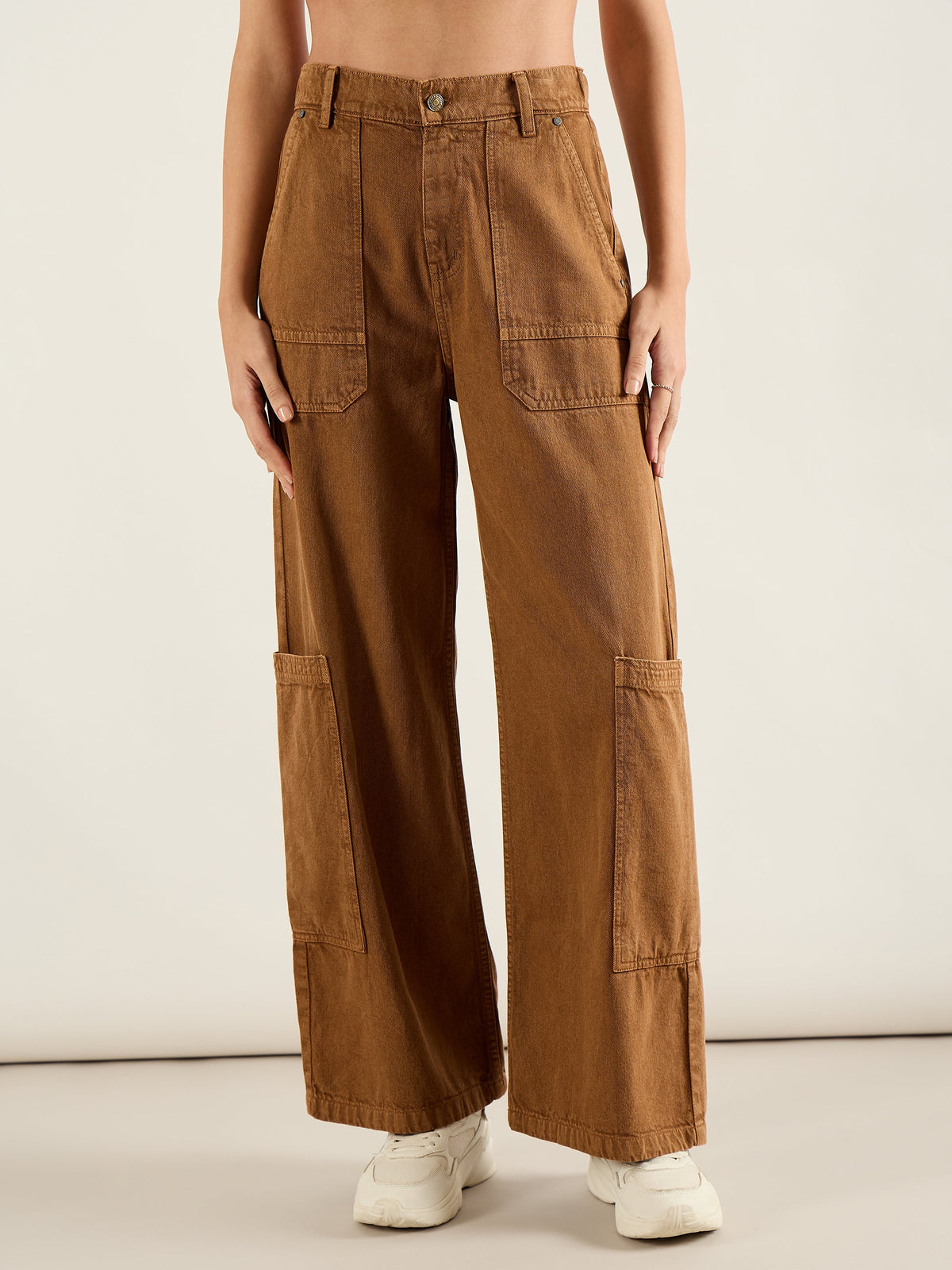Brown Hem Pocket Cargo Jeans-SASSAFRAS