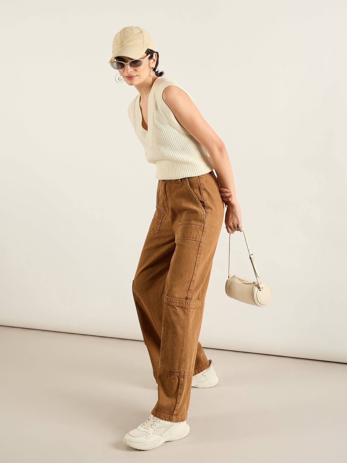 Brown Hem Pocket Cargo Jeans-SASSAFRAS