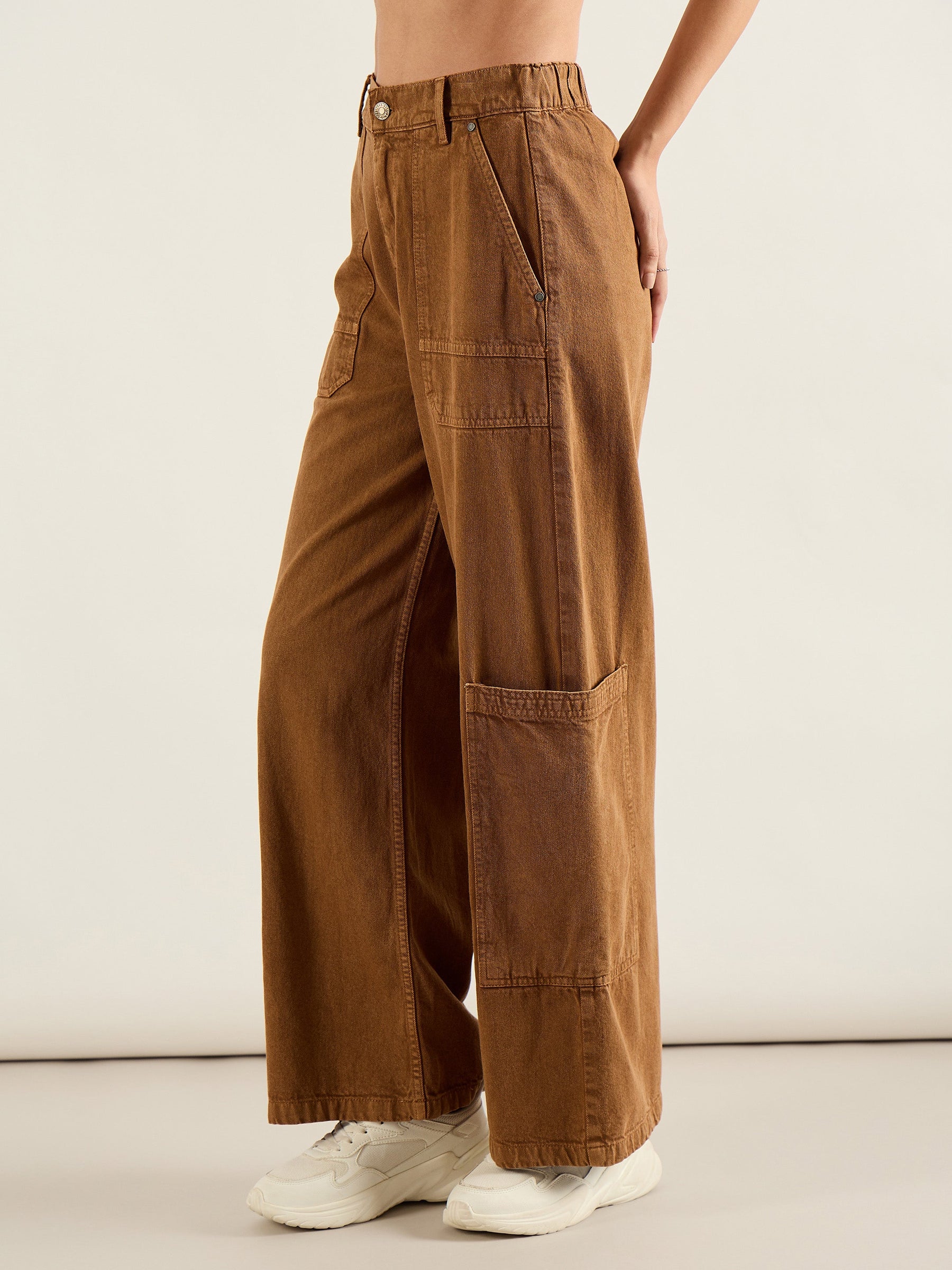 Brown Hem Pocket Cargo Jeans-SASSAFRAS