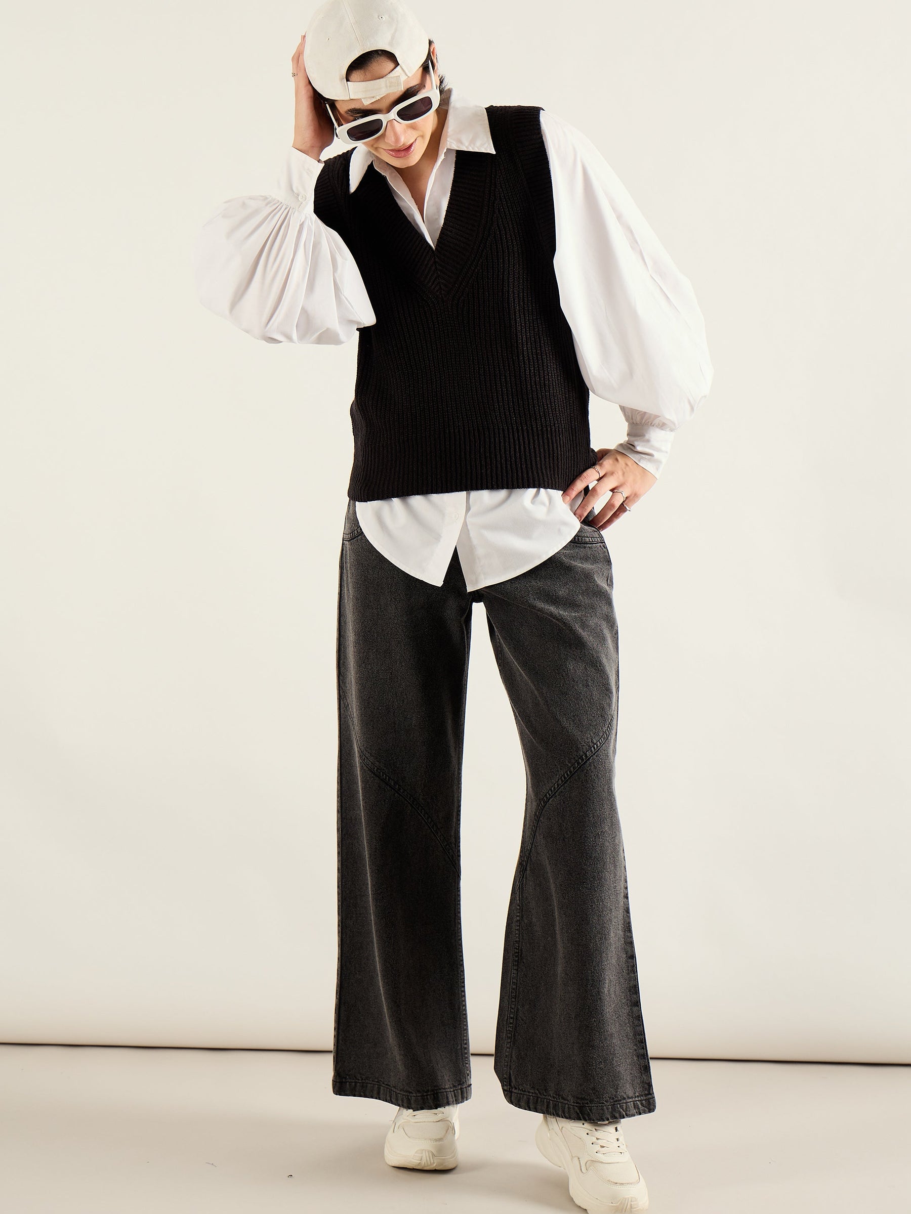 Black Wash High Waist Straight Jeans-SASSAFRAS