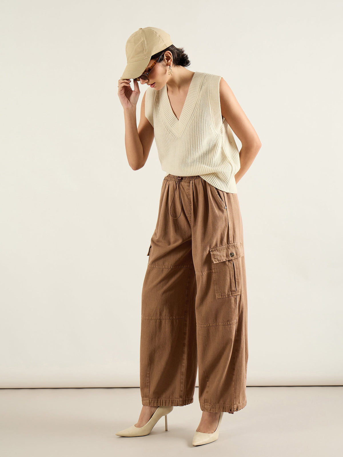 Dark Brown Baggy Fit Cargo Jeans-SASSAFRAS